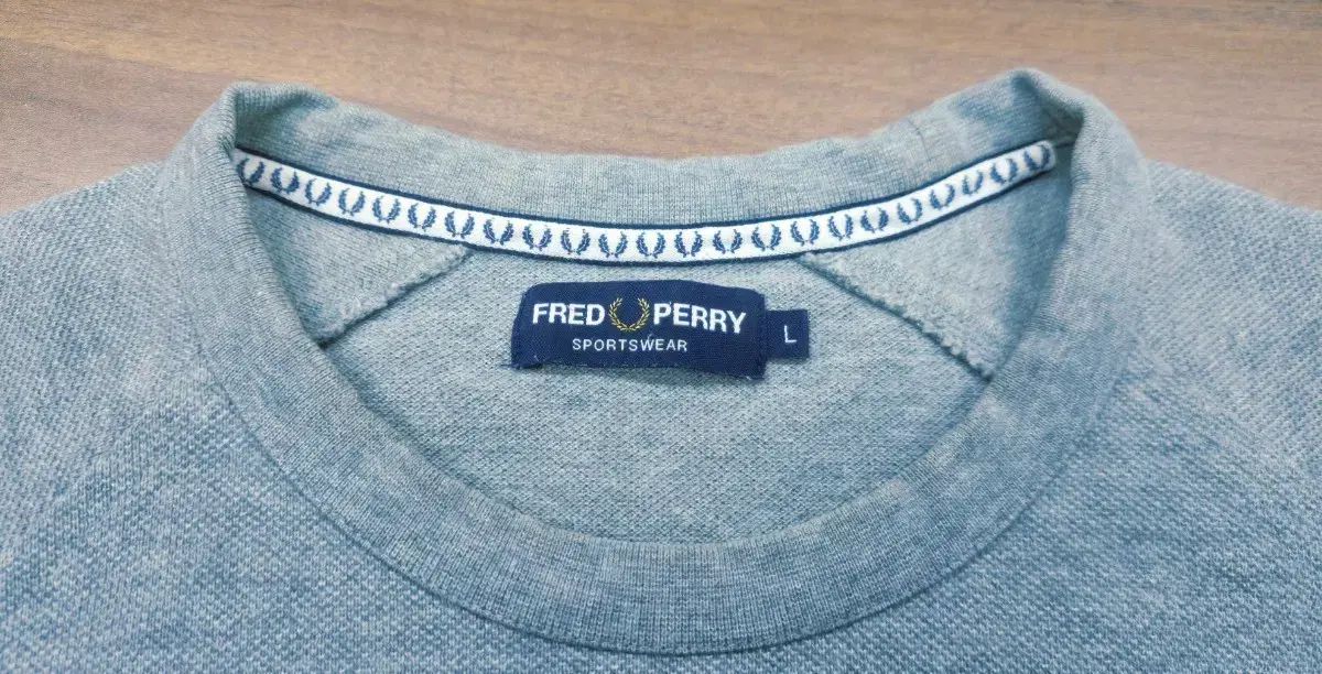 フレッドペリー グレー スウェット L FRED PERRY スウェット L PERRY 