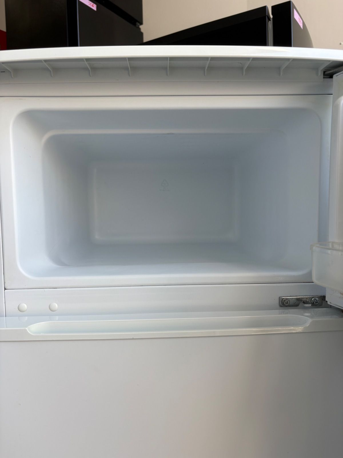 ヤマダ電機 90L 冷蔵庫 YRZ-C09B1 2019年製 - メルカリ