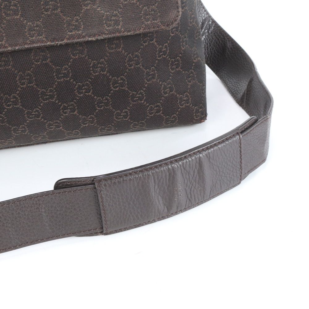 極美品 グッチ GG キャンバス レザー ショルダーバッグ 斜め掛け