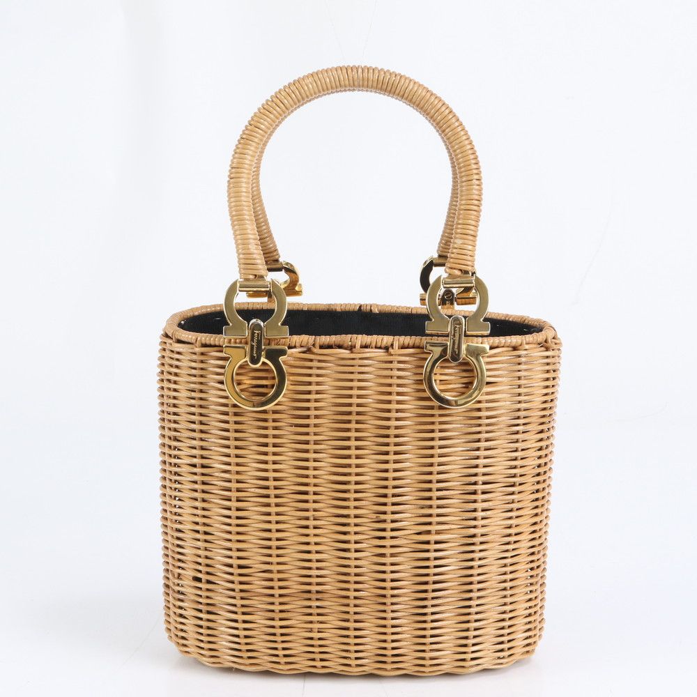 極美品 サルヴァトーレフェラガモ ガンチーニ ラタン かごバッグ