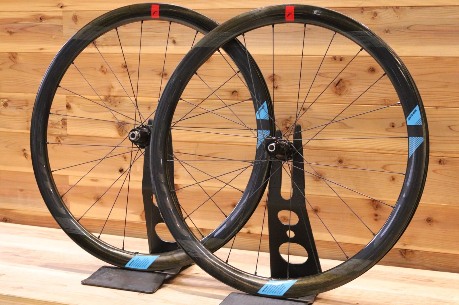 フルクラム FULCRUM ウィンド WIND 40 DB シマノ 11S/12S 19C カーボン