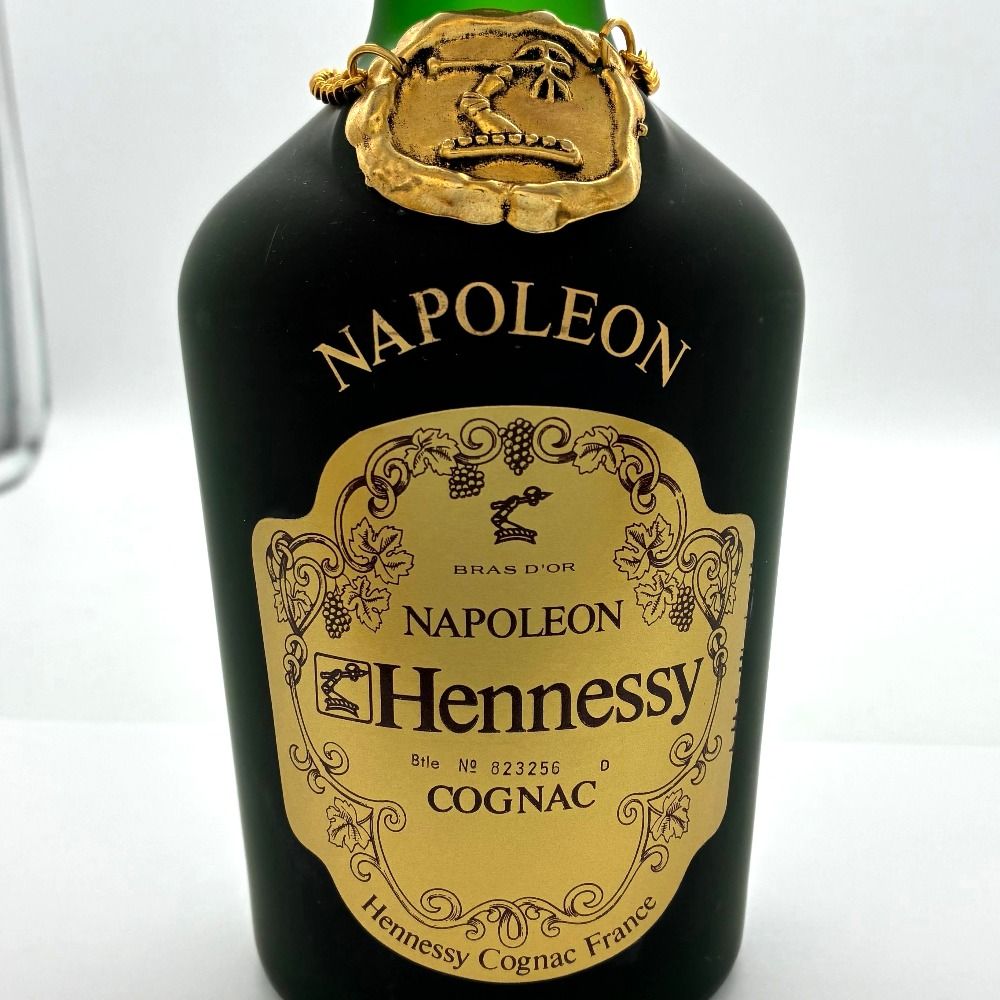 ヘネシー ナポレオン コニャック 古酒 700ml 40% - メルカリ