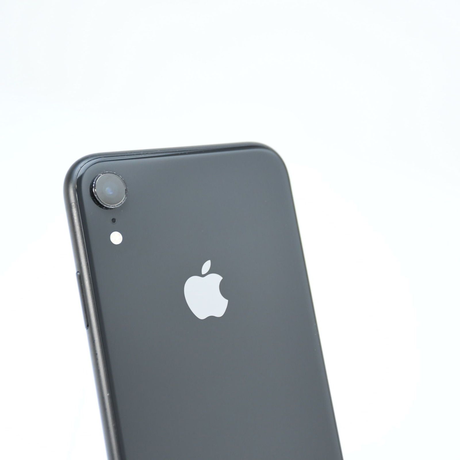 美品 iPhone XR 64GB ブラック SIMフリー バッテリー82% - メルカリ