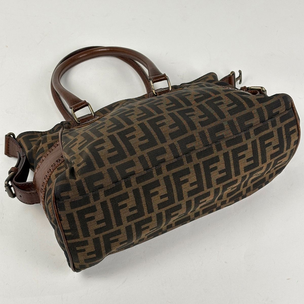 FENDI ズッカ柄 エトニコ　ブラウン　キャンバス/レザー フェンディ FENDI エトニコ トートバッグ ズッカ柄 ハンドバッグ