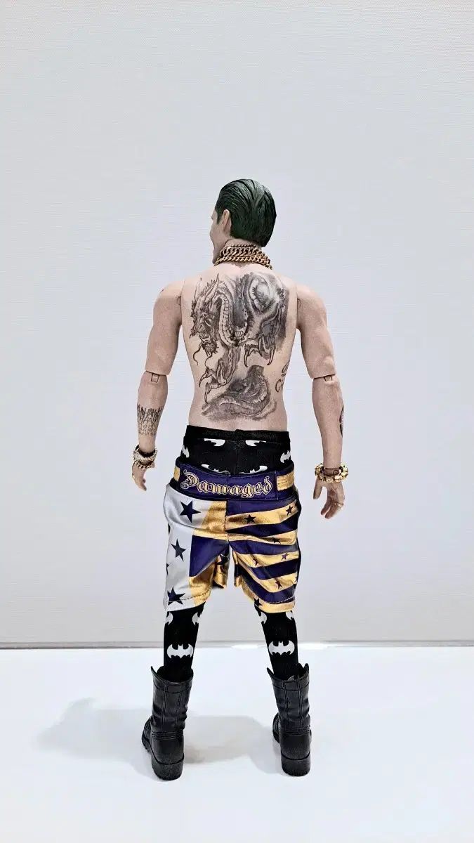 ホットトイズ MMS382 ジョーカー パープル コート スペシャル EDITION THE JOKER: SUICIDE SQUAD (Purple Coat) Hot Toys 1:6 Scale