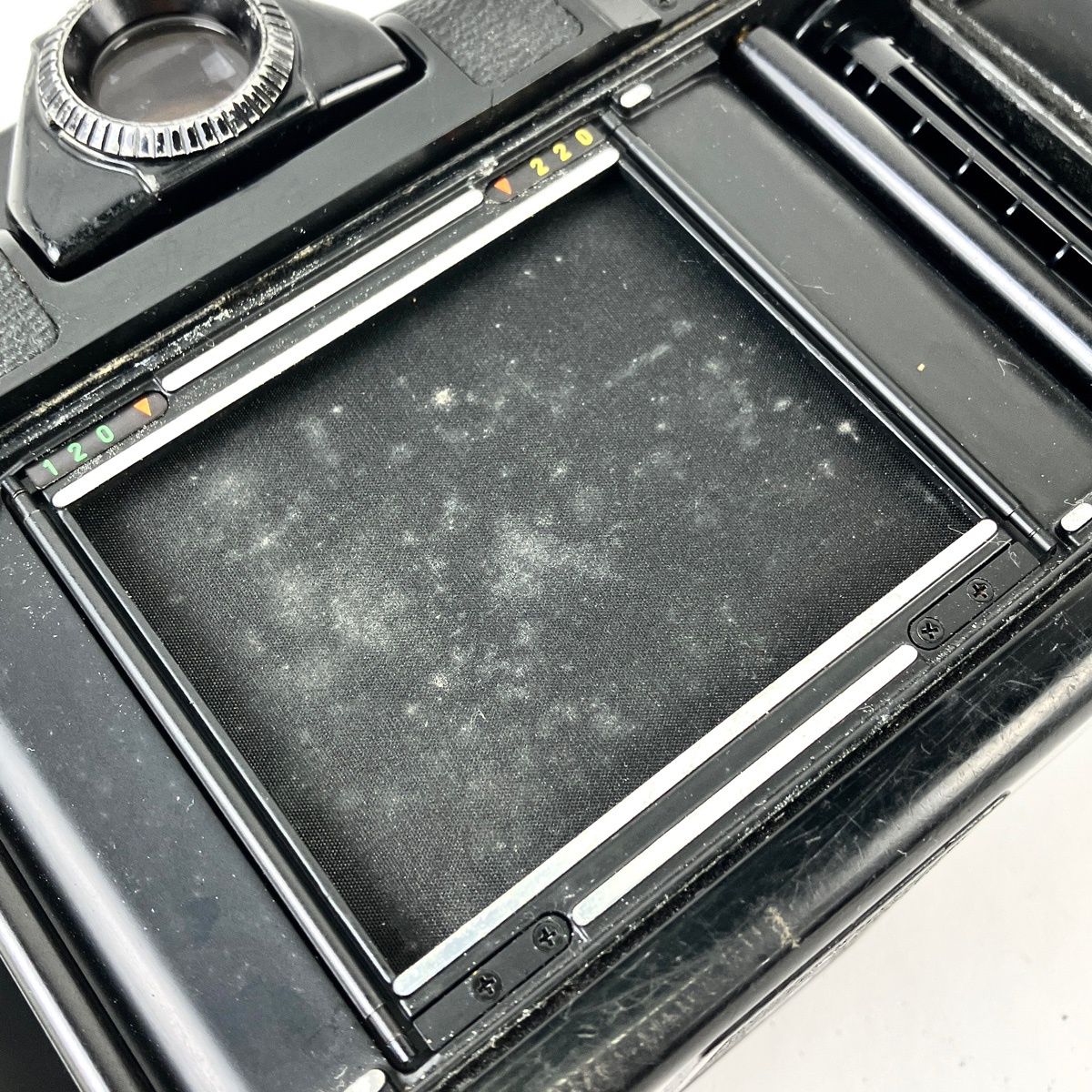 ペンタックス PENTAX 6X7 ボディ TTLファインダー ウッドグリップ付 中