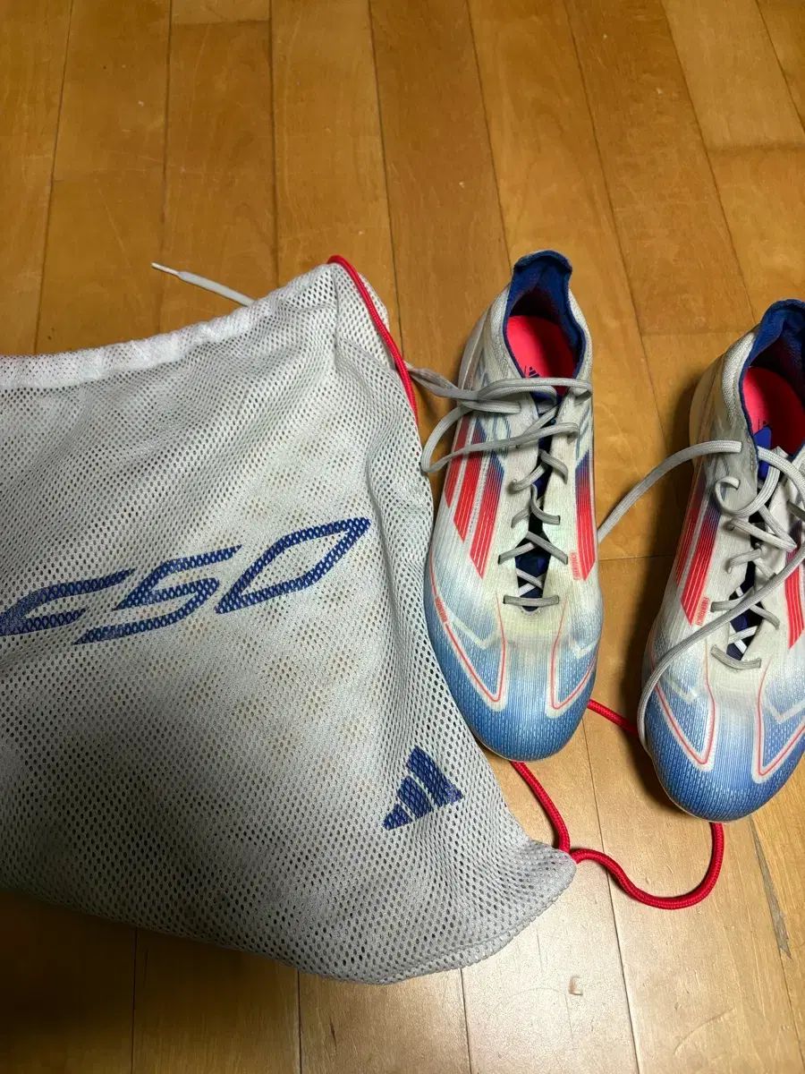 アディダス f50 エリート FG 専用 sacs 250 サイズ ショップから