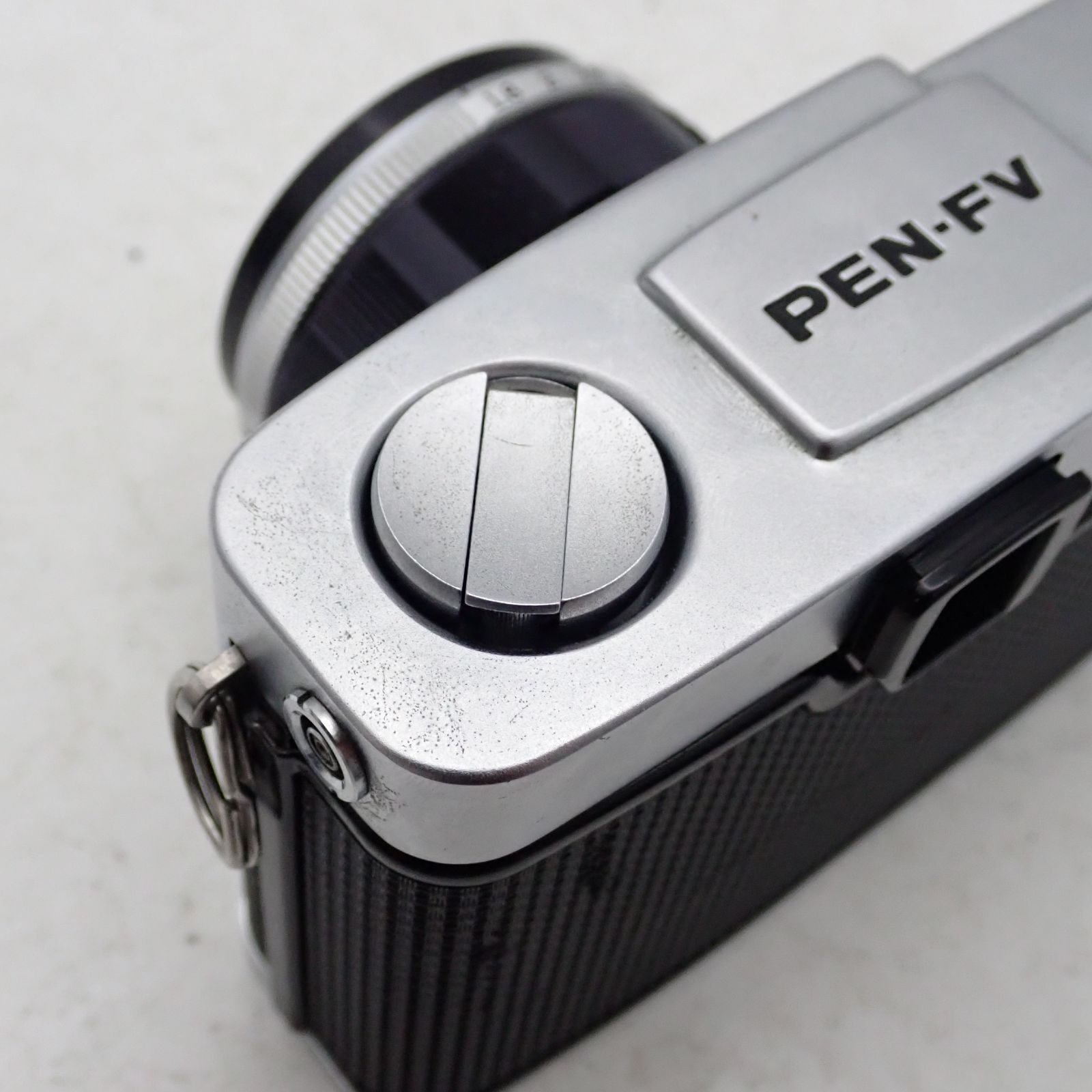 美品 OLYMPUS Pen FV 一眼レフフィルムカメラ ハーフフレイム 113667 F