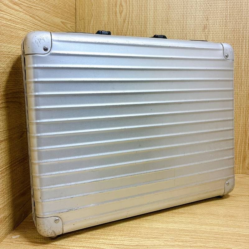 リモワ RIMOWA シルバー アタッシュケース ビンテージ アルミ 鍵あり