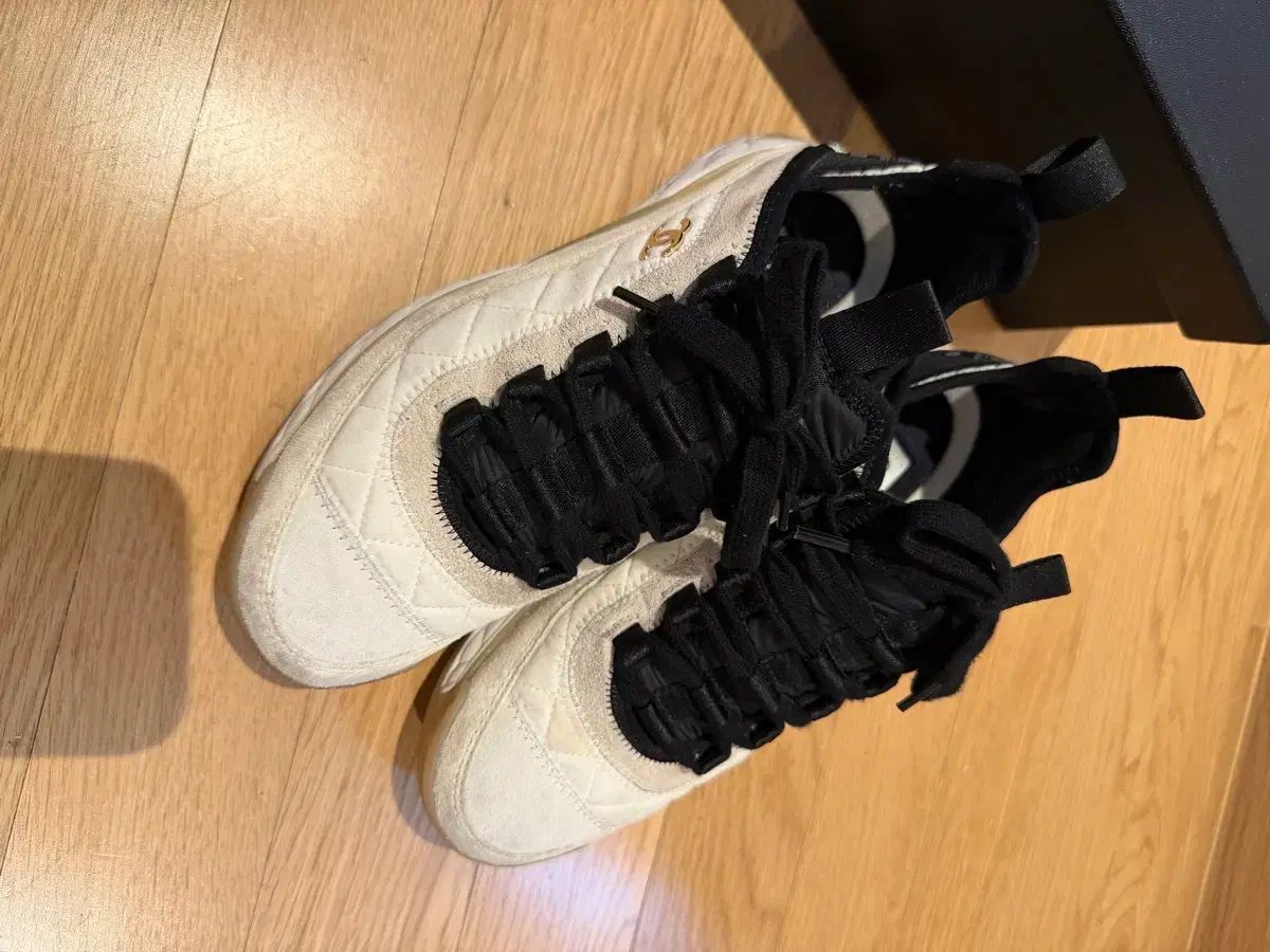 シャネル ミックスファイバー スニーカー 37サイズ CHANEL - シャネル 