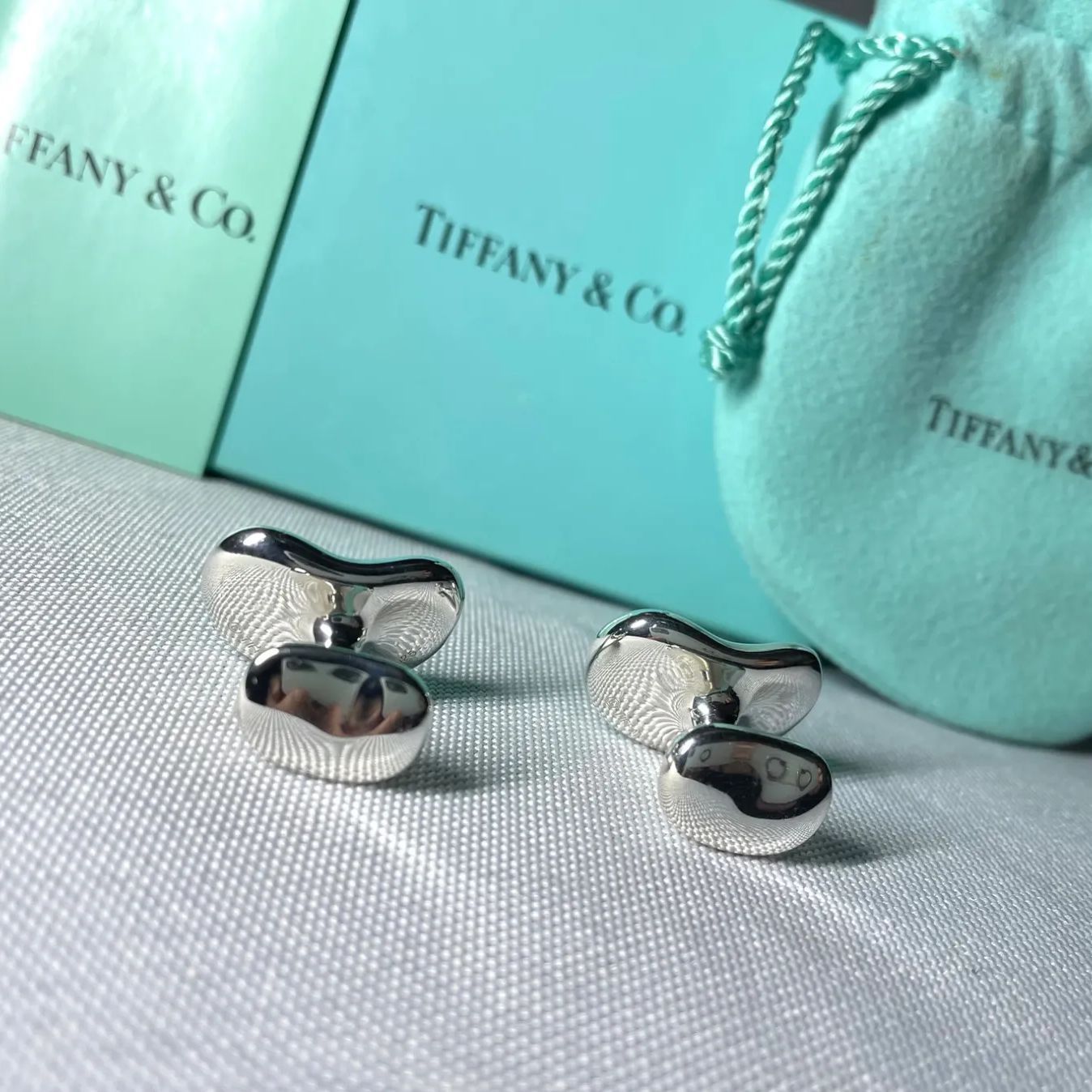美品　ティファニー　ビーンズ　カフス　シルバー　925 美品 TIFFANY ティファニー エルサペレッティ ビーン ビーンズ 鏡面