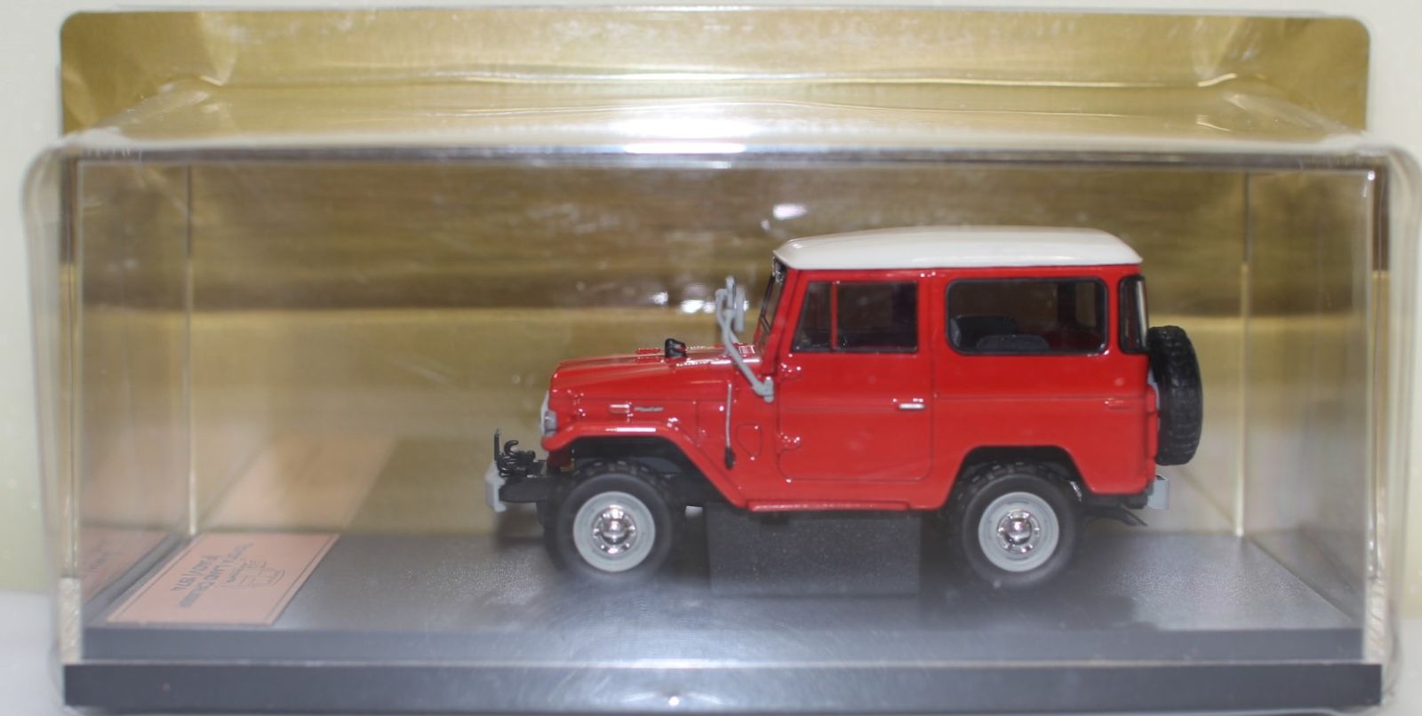 アシェット　国産名車プレミアムコレクション　トヨタ　ランドクルーザー　FJ40V 新品 1/43 国産名車プレミアムコレクション ランドクルーザー FJ40V