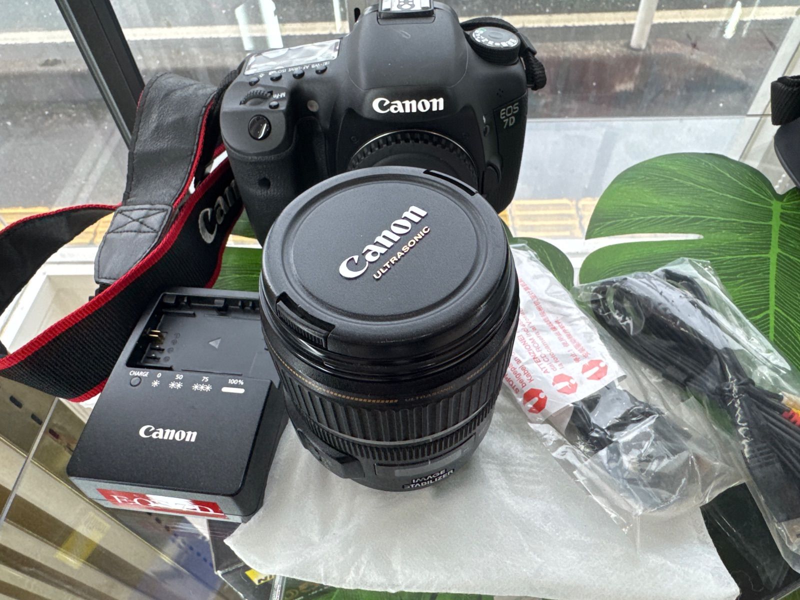 中古 キャノン EOS 7D ボディ EF-S 15-85mm IS USM 一眼N1821412