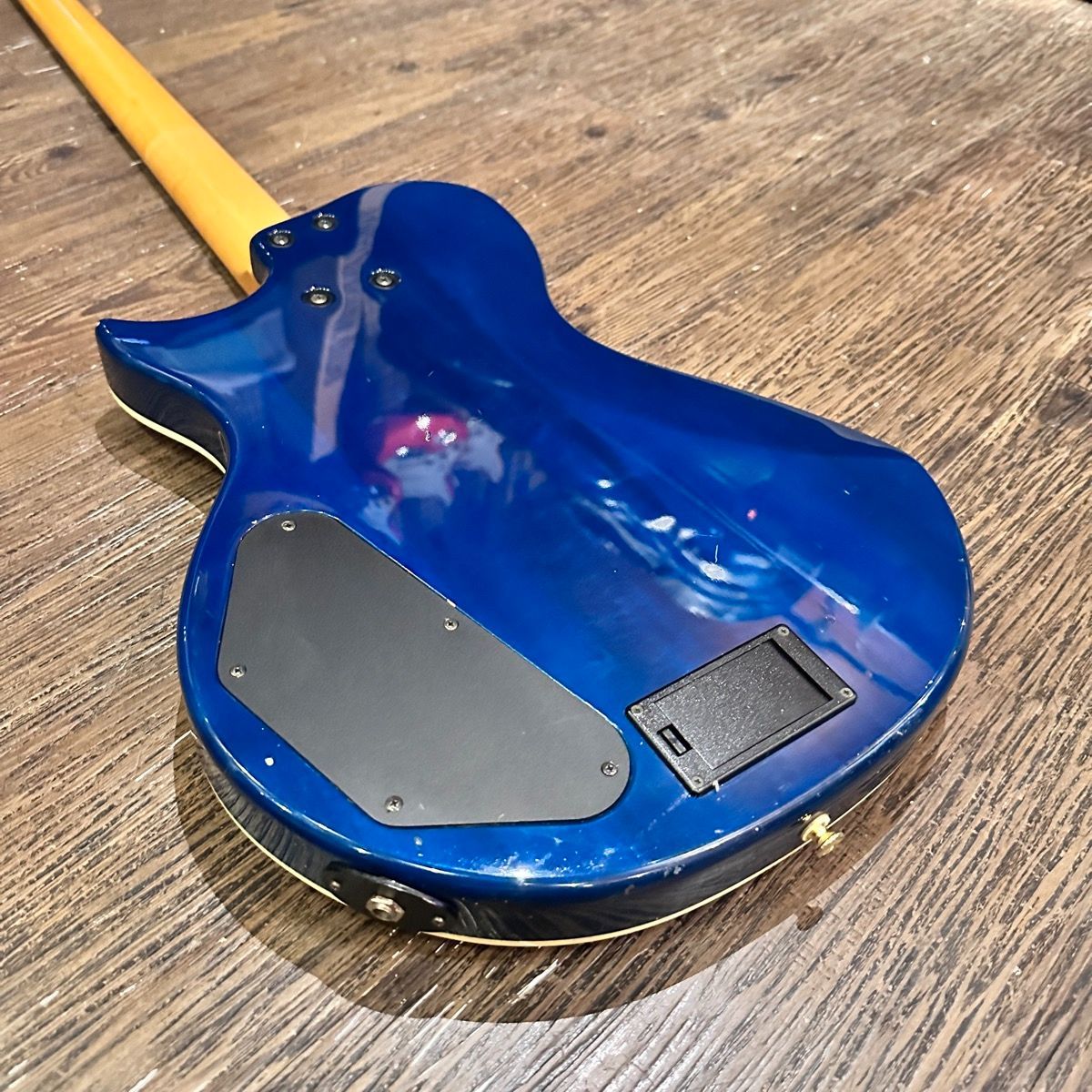 Burny LSB-65 レスポール タイプ アクティブ Electric Bass エレキ