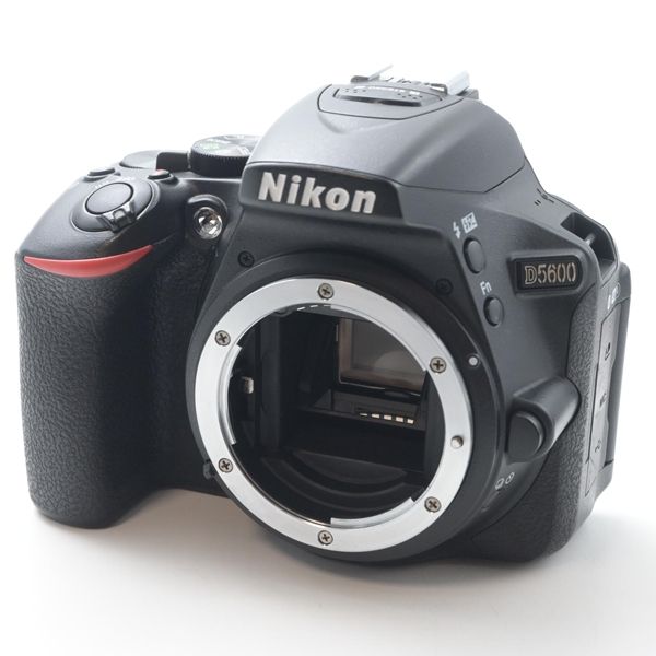 価格.com - ニコン D5600 ダブルズームキット 価格比較 【b04】ニコン