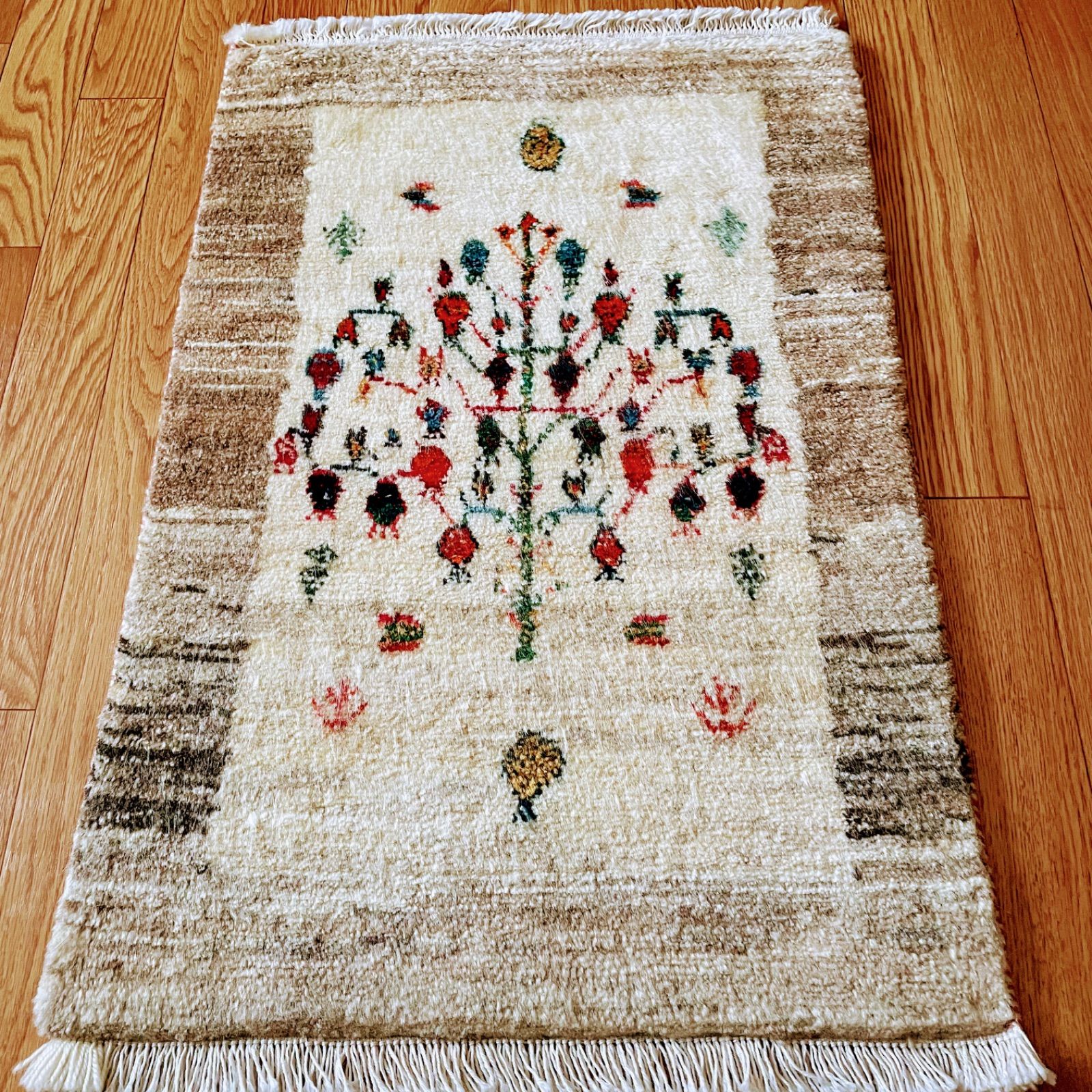 ペルシャ 手織り本物 アート ギャッベ 57×80cm 豊穣のザクロ文様 ペルシャ 手織り本物 アート ギャッベ 57×80cm 豊穣のザクロ文様