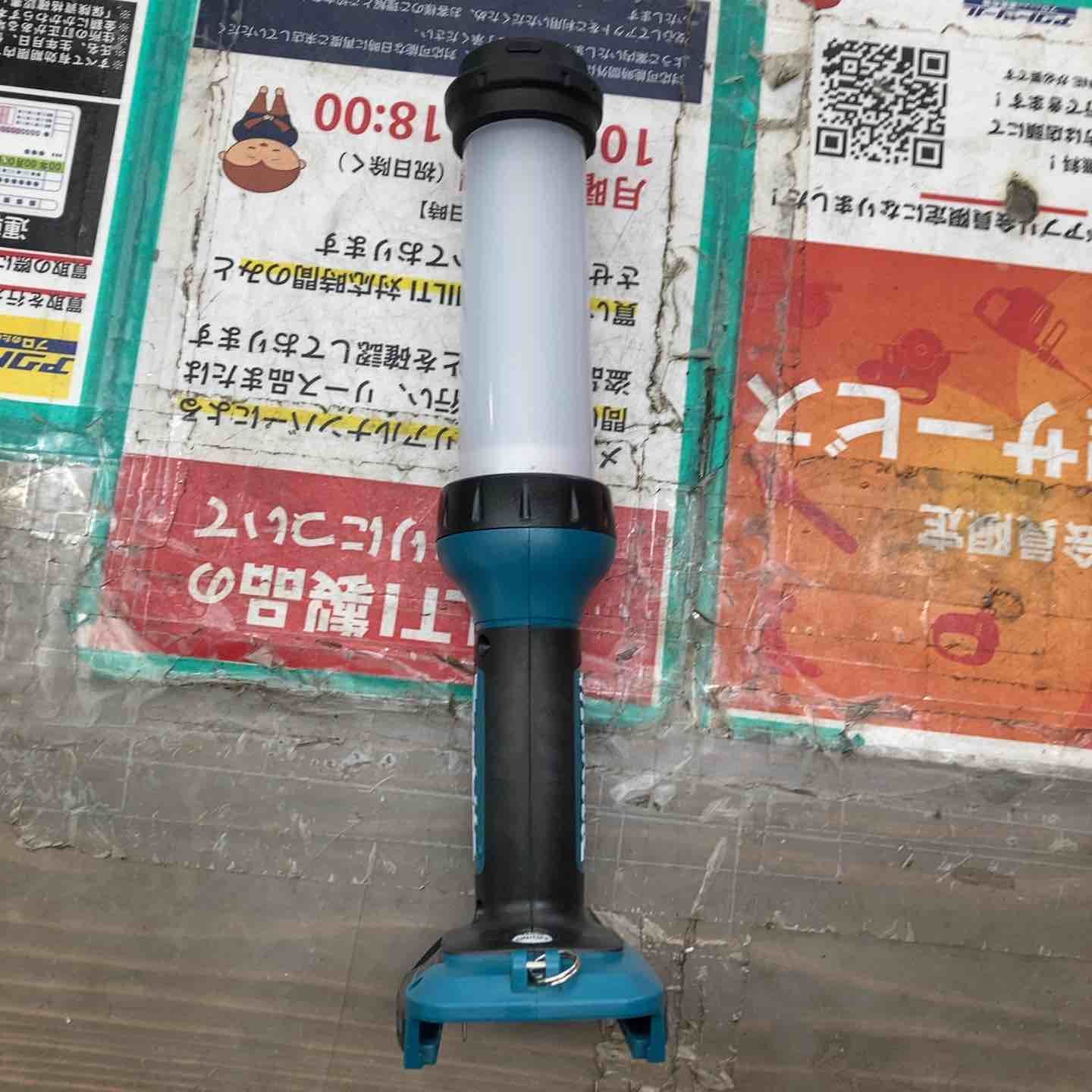 ☆マキタ(makita) コードレスワークライト ML807【戸田店】 【公式通販】
