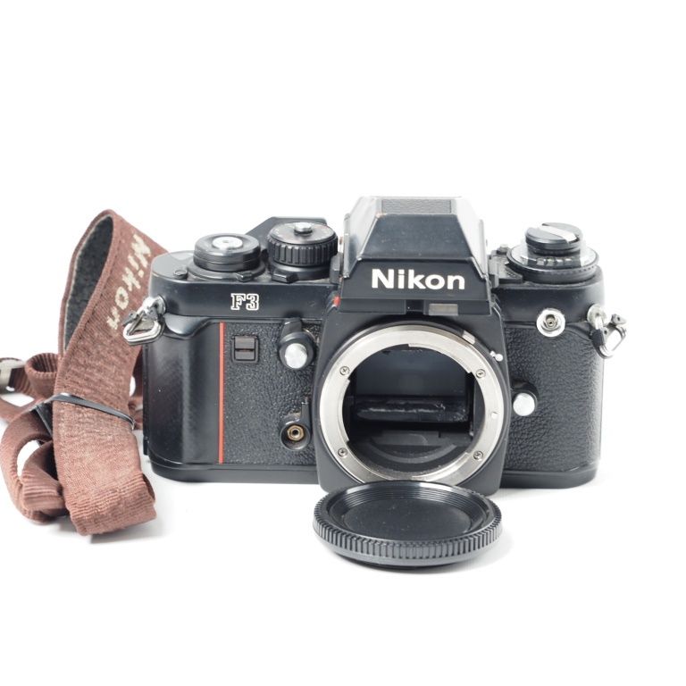 ◇ Nikon ニコン F3 アイレベル 184万台 + MD-4 ボディ フィルムカメラ