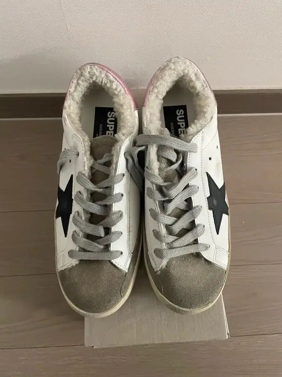 37 GOLDEN GOOSE スーパー・スター_新品 (ファー裏地)