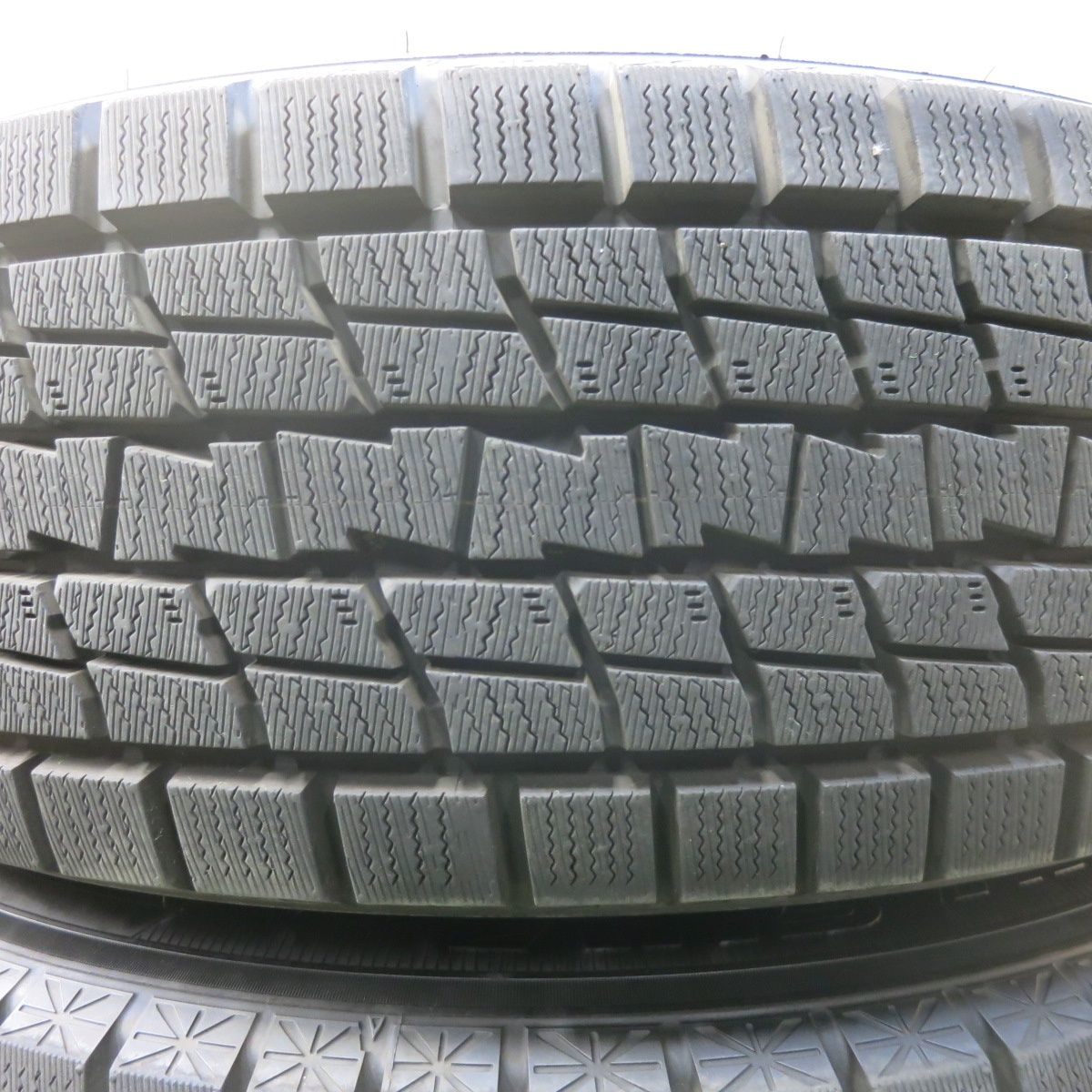 バリ溝！22年！キレイ！9.5分以上☆US トヨタ RAV4 純正 TRD 225/60R18 