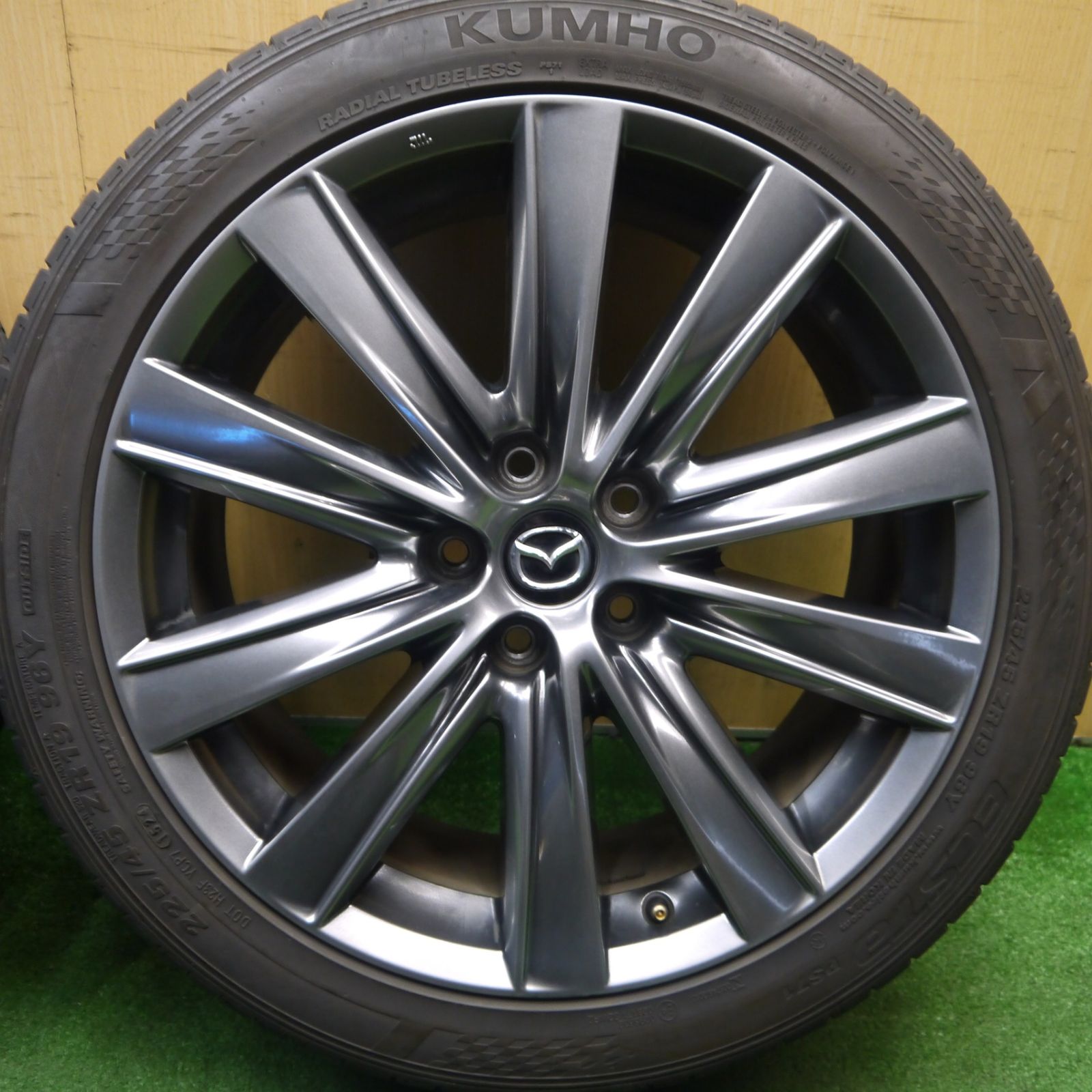 バリ溝！24年！キレイ！9.5分☆マツダ6 Lパッケージ 純正 225/45R19