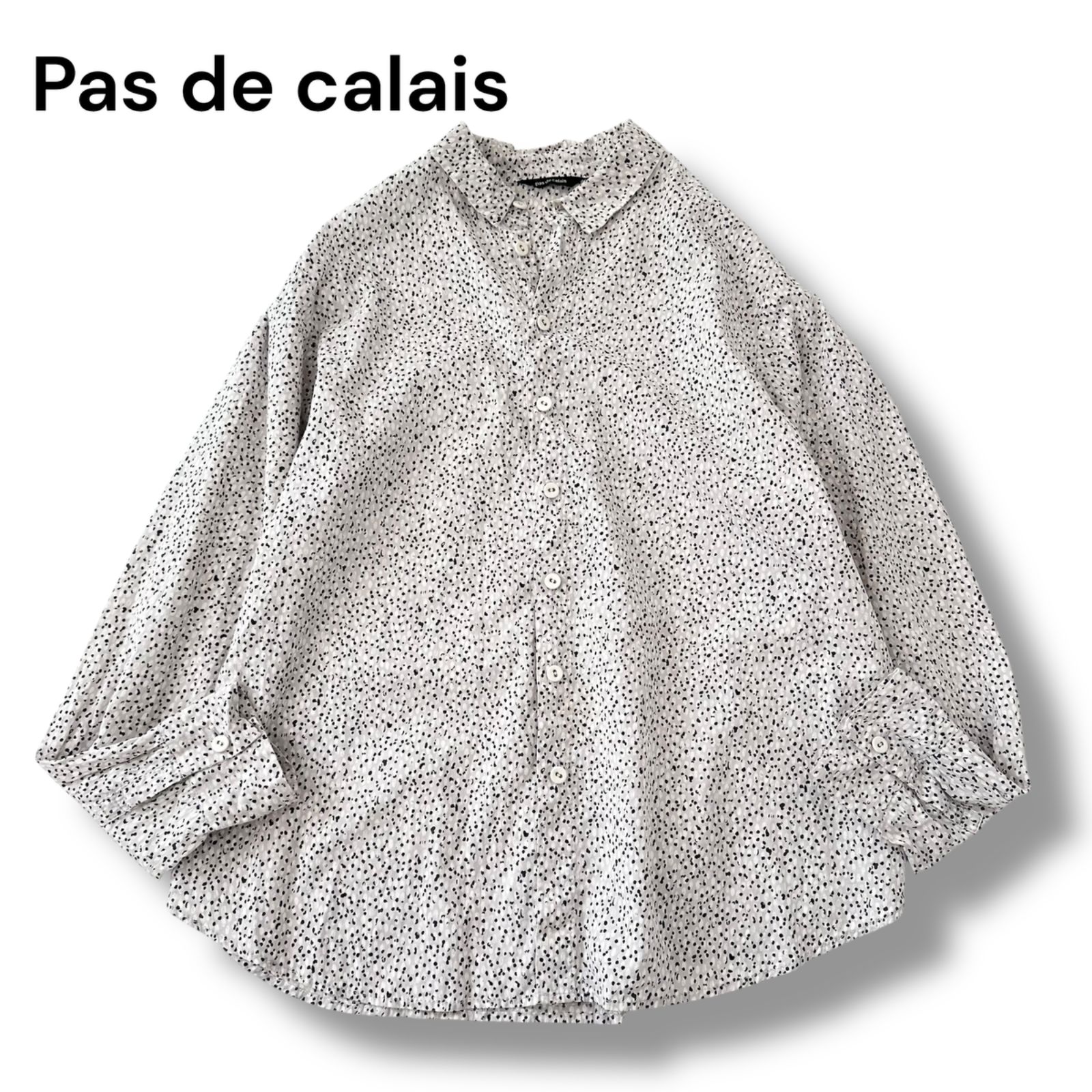 Pas de calais パドカレ Harmony ランダムドット プリントブラウス