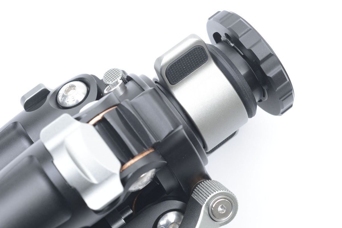 極上品 Leofoto LQ-284C Mr.Q カーボン三脚 ARYM5660#322 - メルカリ
