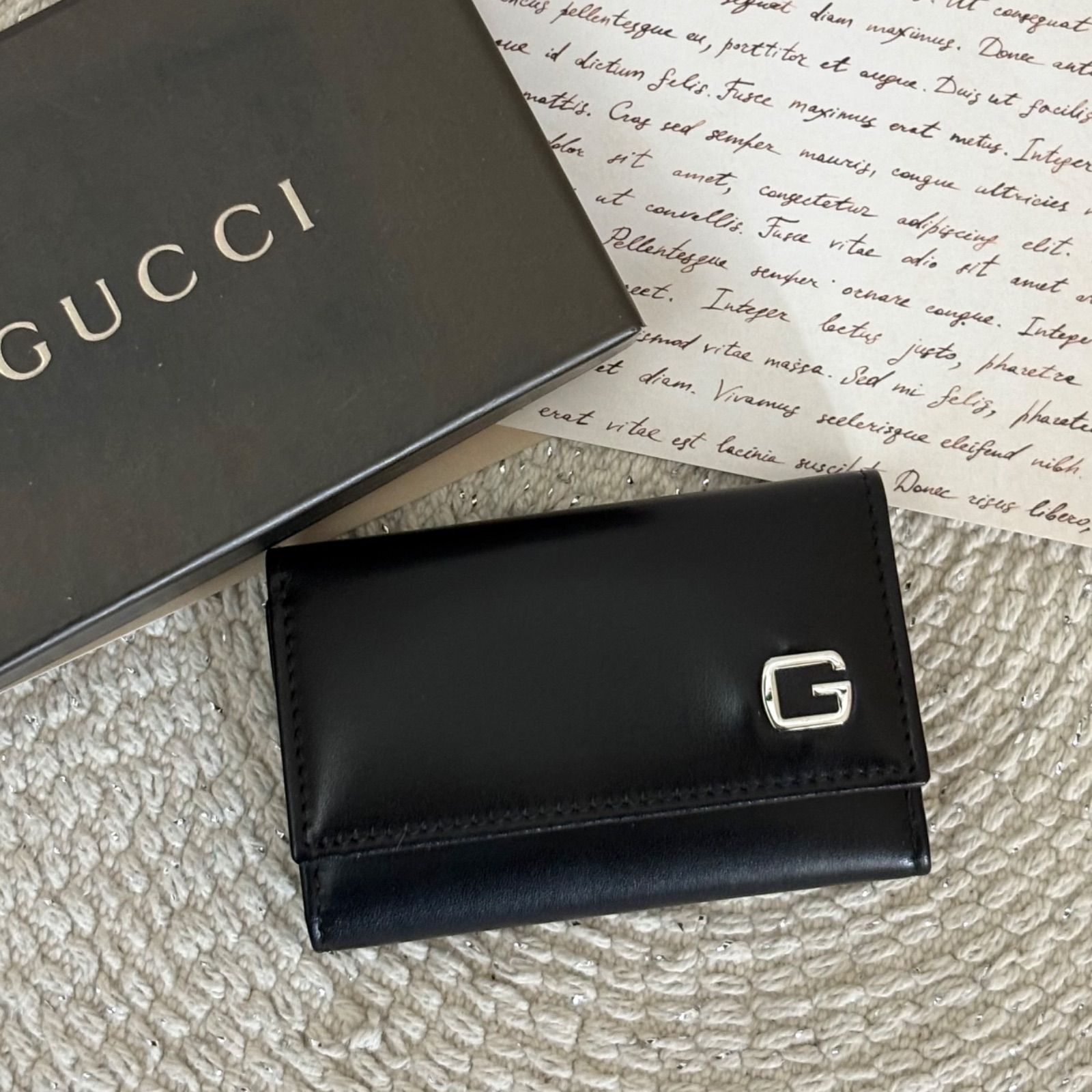 未使用級✨グッチ GUCCI キーケース レザー 6連 ブラック 箱付き 箱付き】【極美品】グッチ 6連キーケース レザー 金具 ヴィンテージ