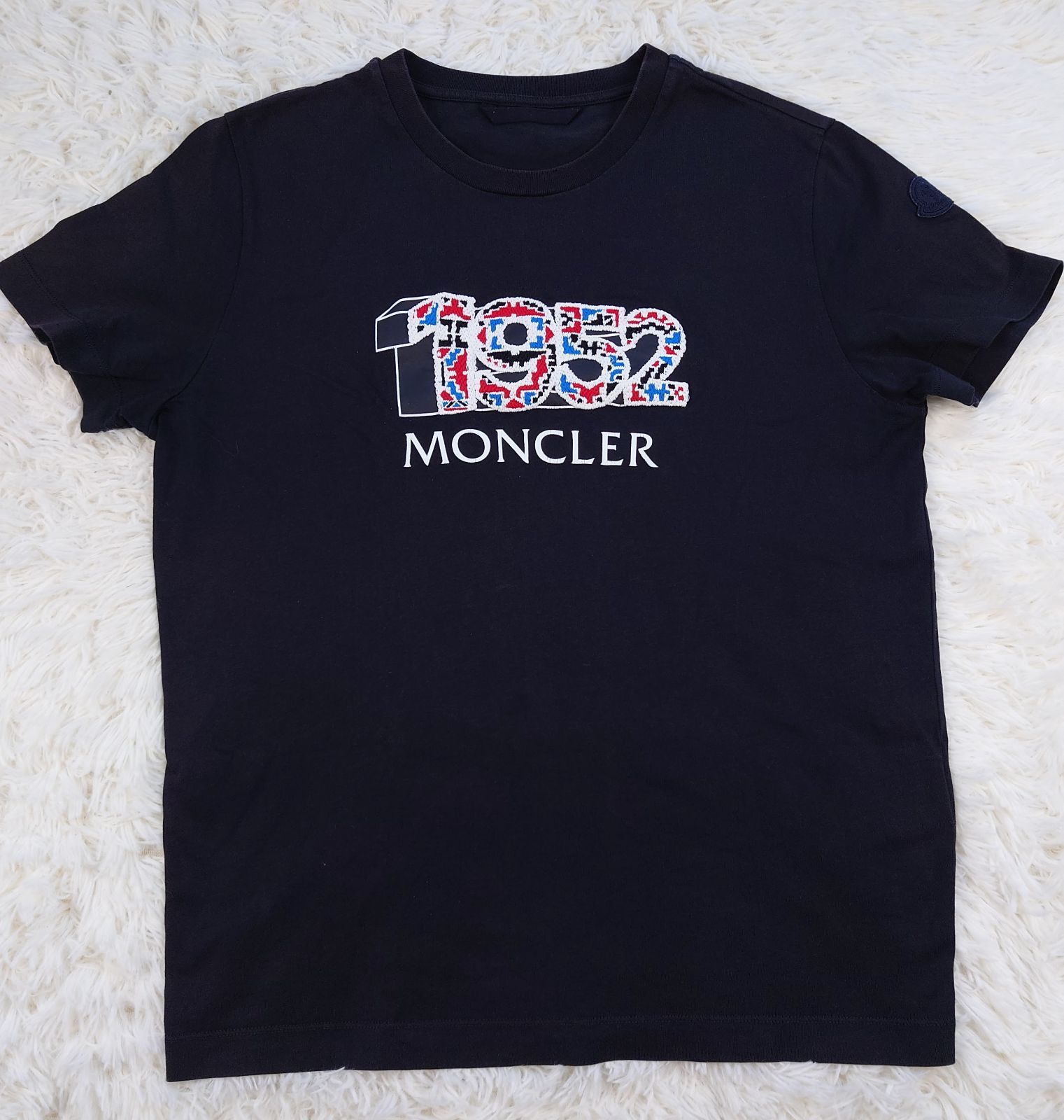 ✨ MONCLER モンクレール Lサイズ ロゴ ワッペン ブラック プリント T 
