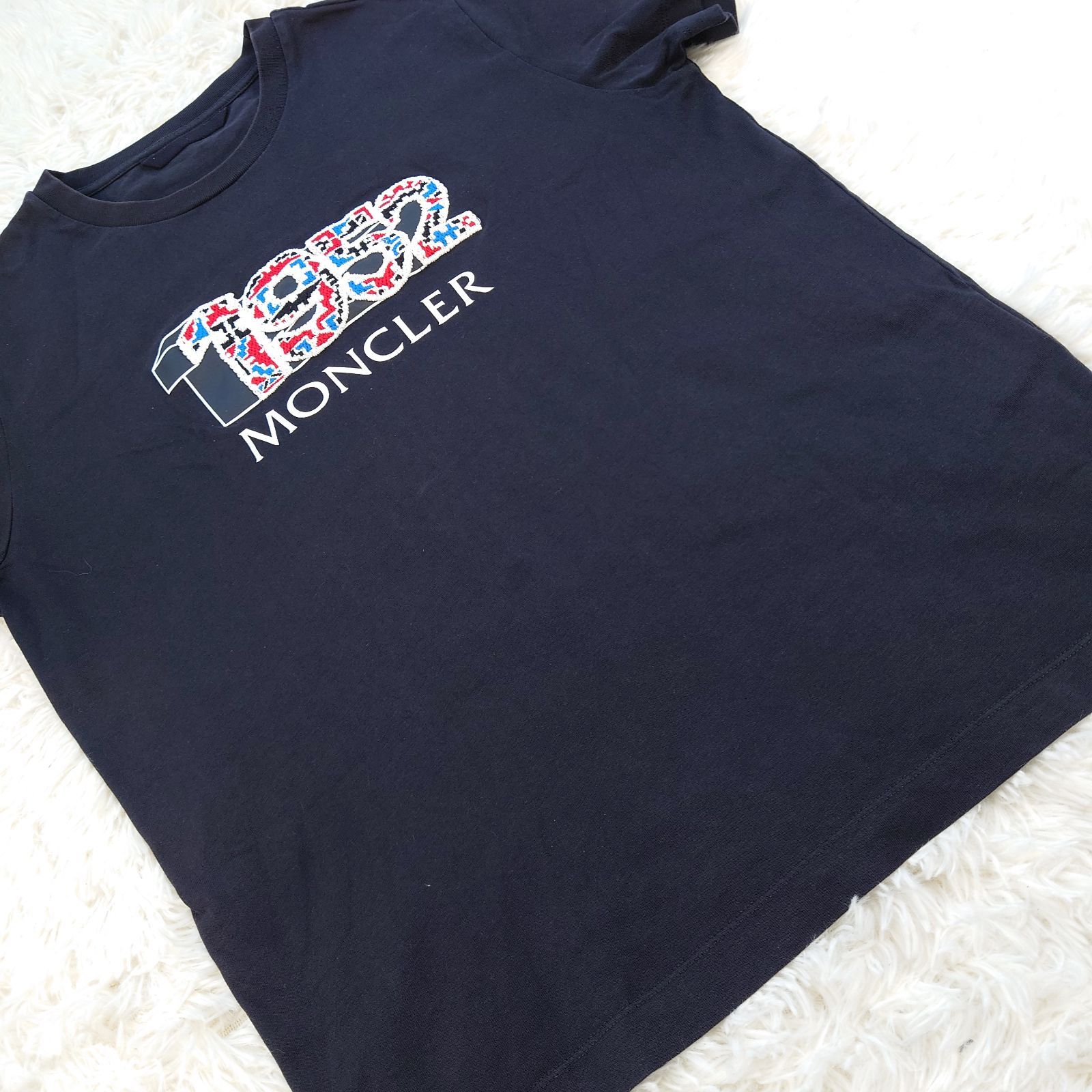 ✨ MONCLER モンクレール Lサイズ ロゴ ワッペン ブラック プリント T 