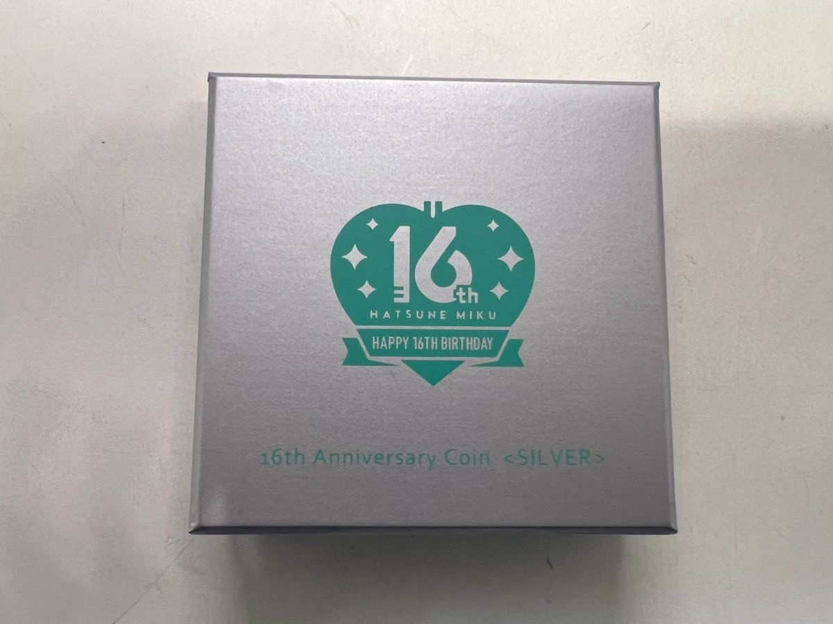 中古 開封済み】 初音ミク Happy 16th Birthday 公式カラー金貨＆銀貨