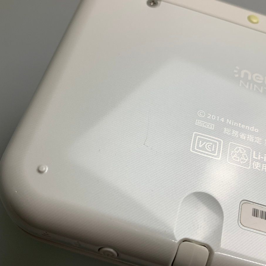 新品同様 本体未使用 Newニンテンドー3DS LL パールホワイト 任天堂