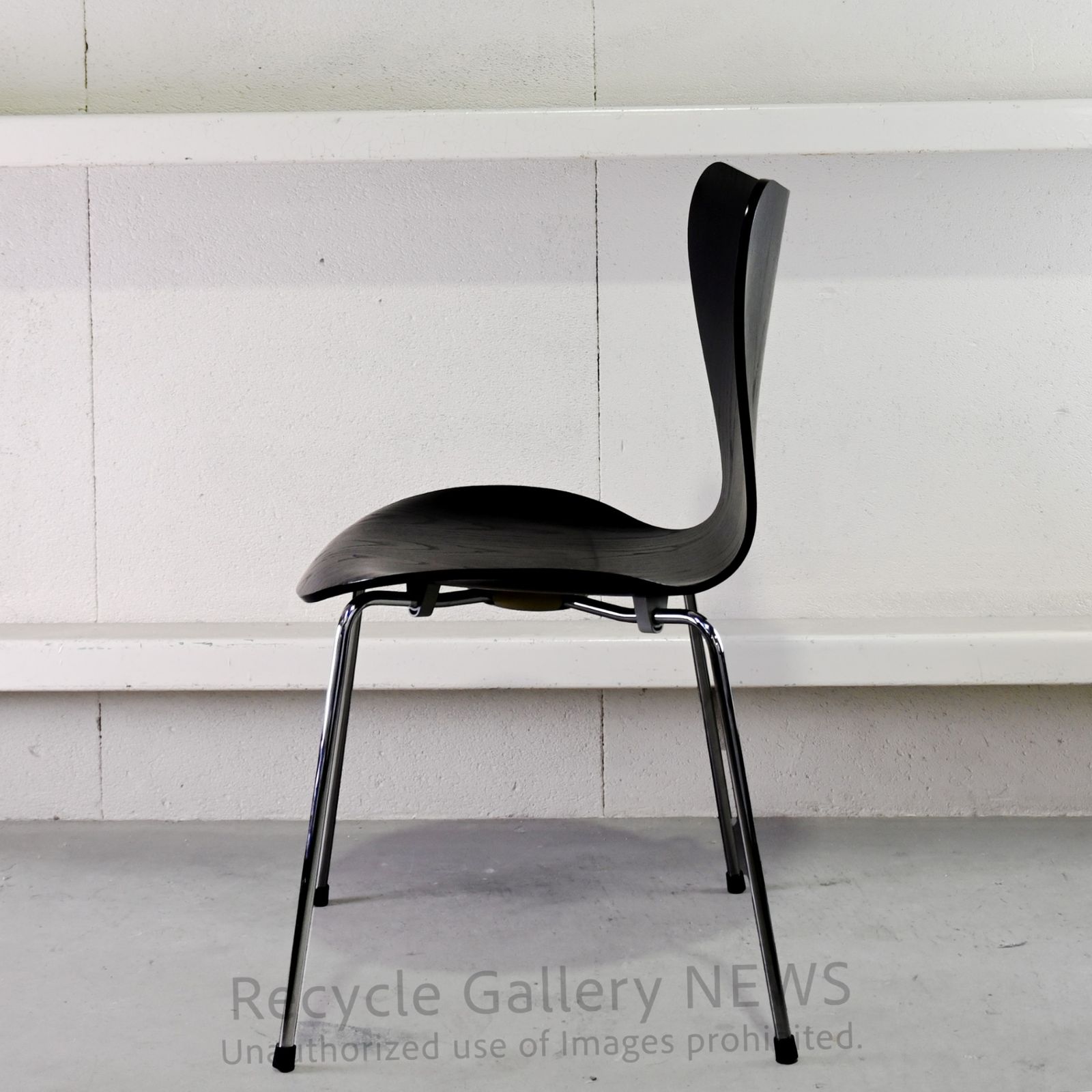 ○ FRITZ HANSEN SERIES 7 Black フリッツハンセン セブンチェア 黒 