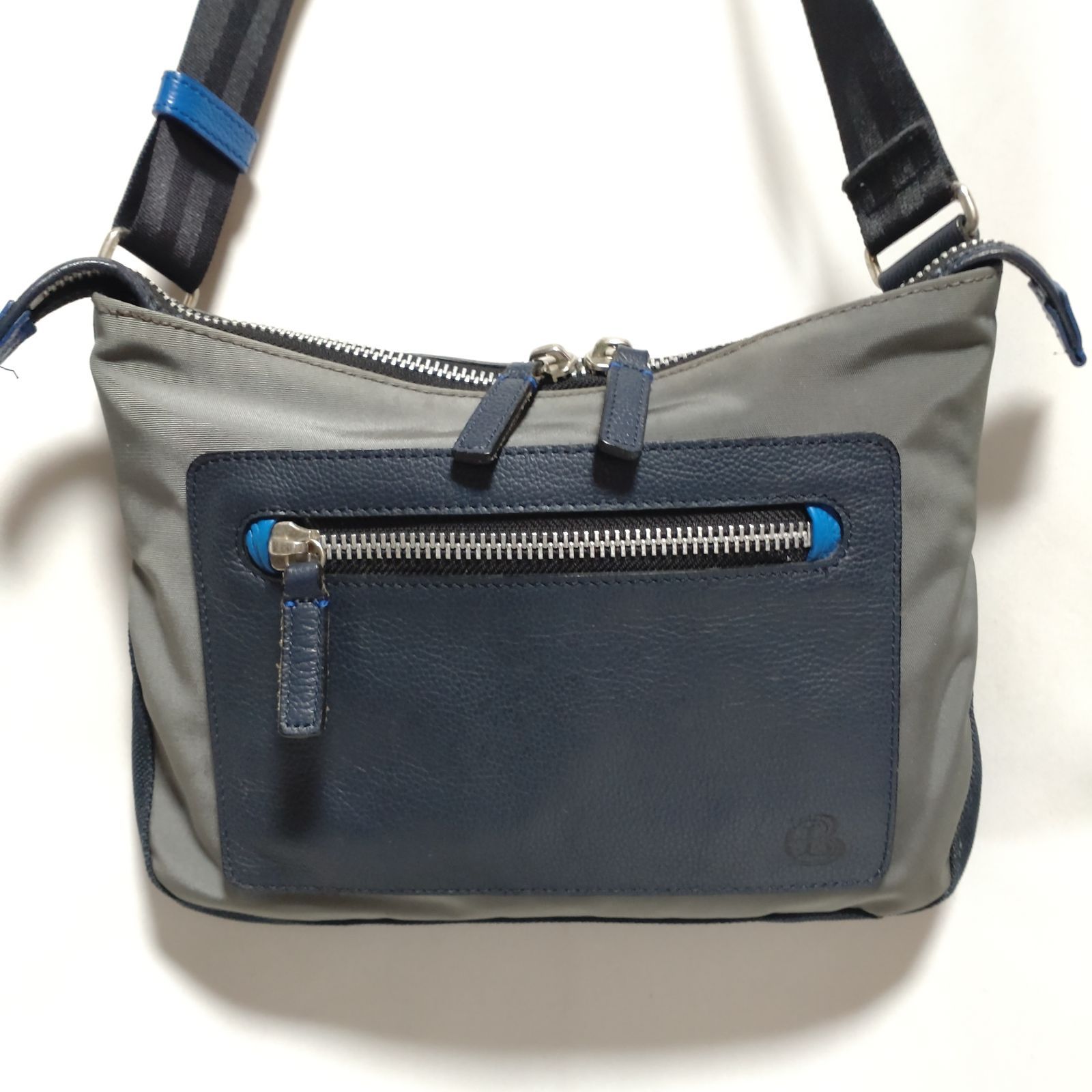 LANVIN en Bleu ランバンオンブルー ショルダーバッグ グレー×ネイビー 