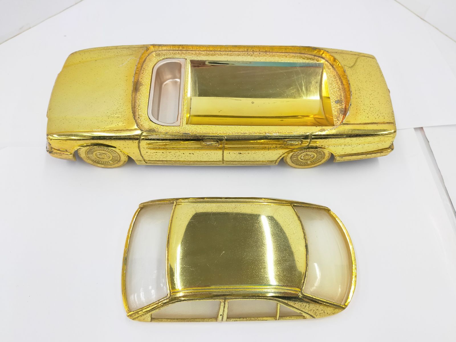 日産 CIMA シガレットケース オブジェ 日産/NISSAN シーマ/CIMA シガレットケース 金属製 中古品 インテリア