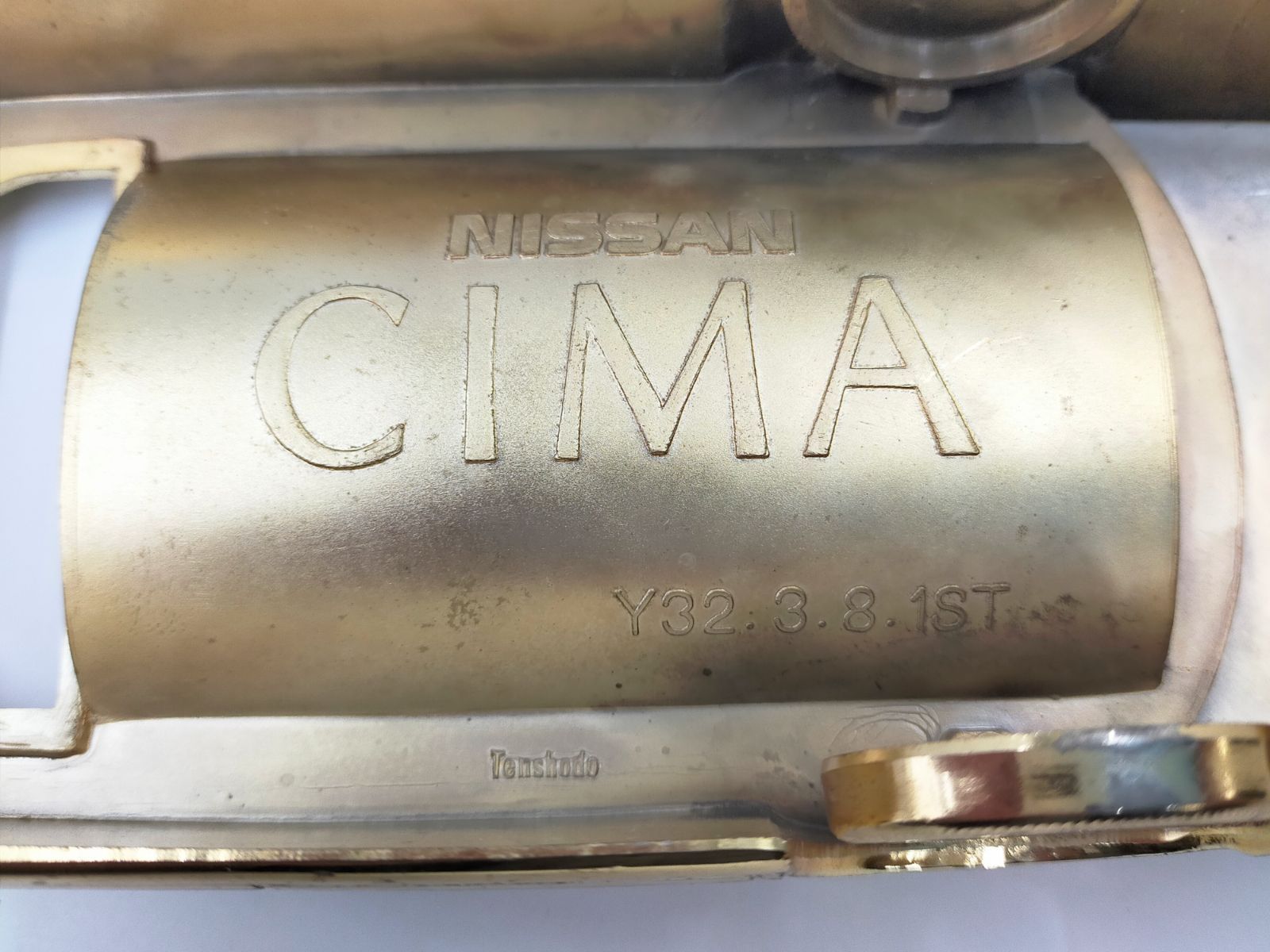 日産/NISSAN シーマ/CIMA シガレットケース 金属製 中古品 インテリア