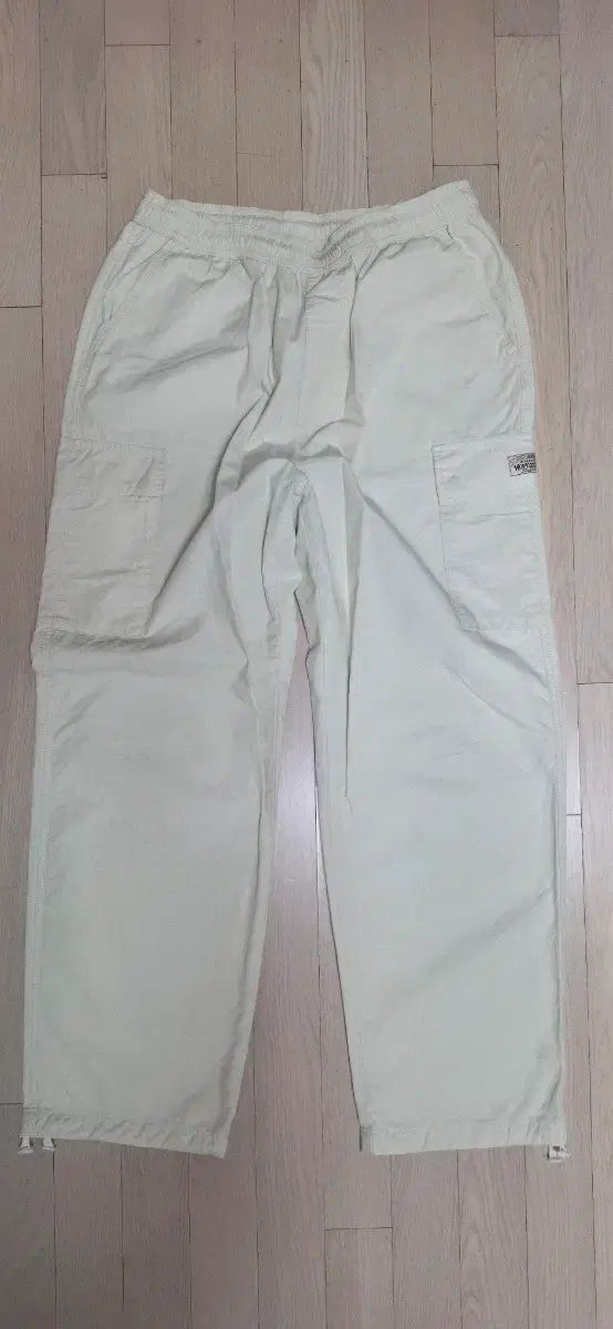 ありがとう STUSSY リップストップ カーゴ ビーチ パンツ クリーム L | SOCHISTOM2.RU
