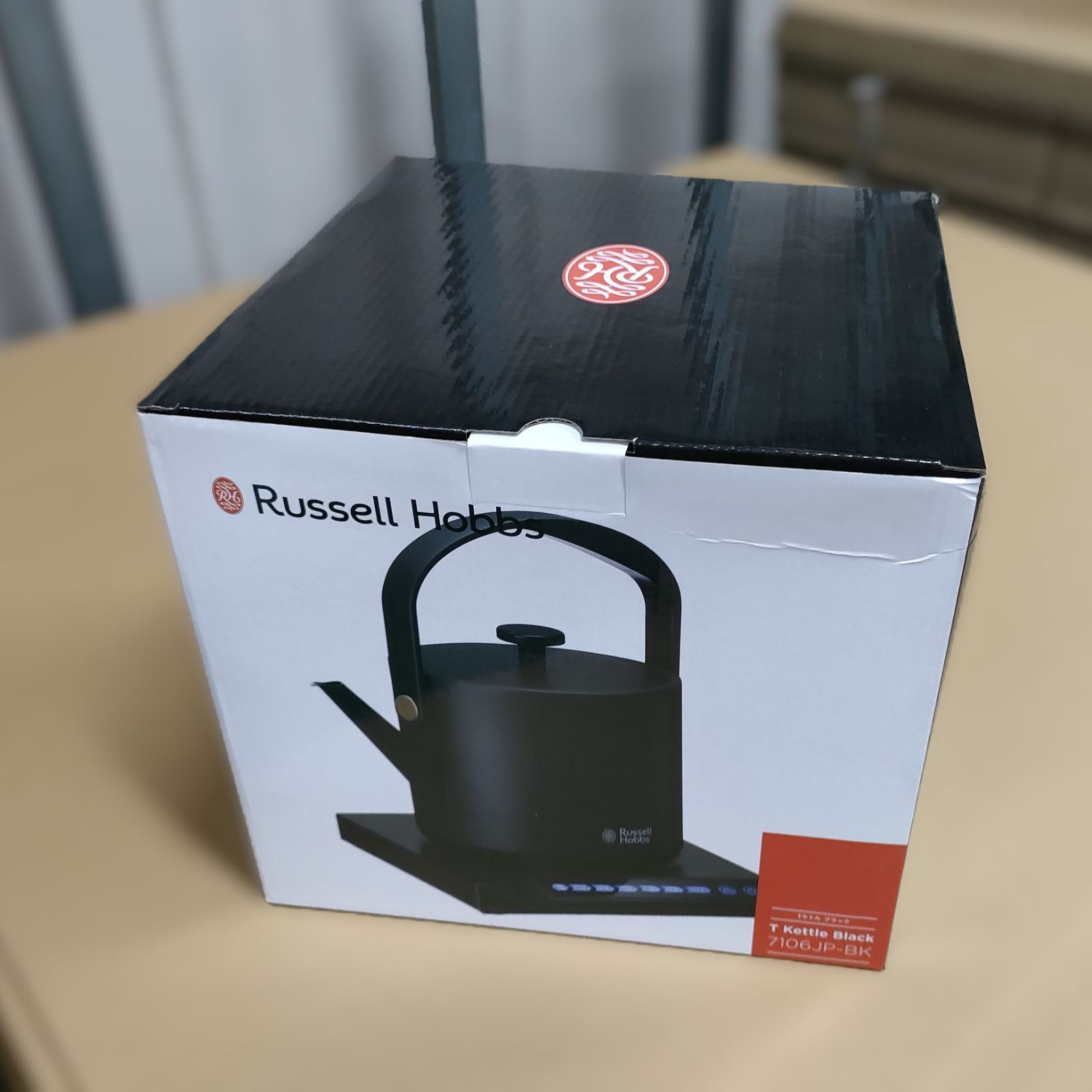 Russell Hobbs Tケトルブラック 7106JP-BK 【公式通販】