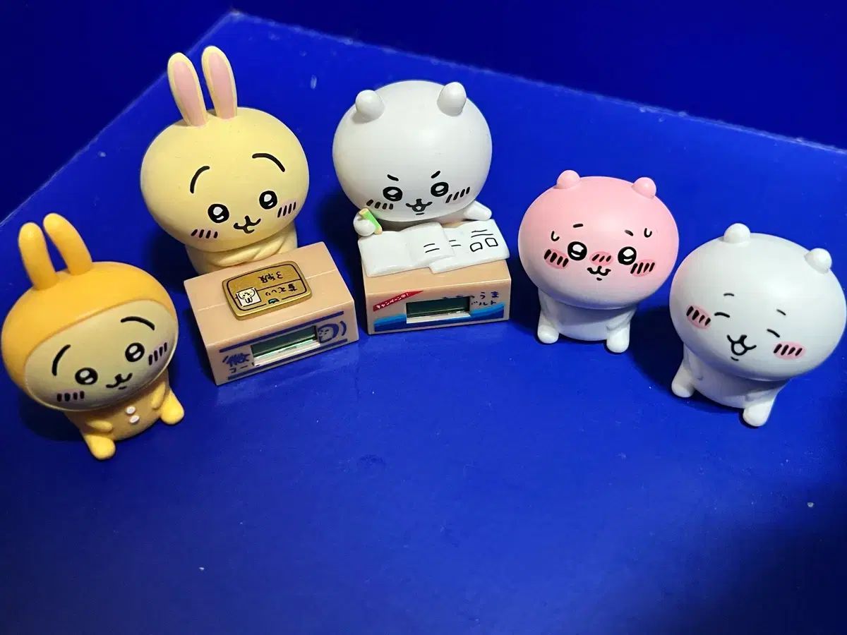 ちいかわ うさぎ フィギュア 卓上時計 まとめ