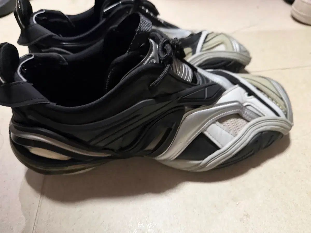 balenciaga tyrex タイレックス 41 シルバー バレンシアガ タイ balenciaga tyrex タイレックス 41 シルバー バレンシアガ タイ