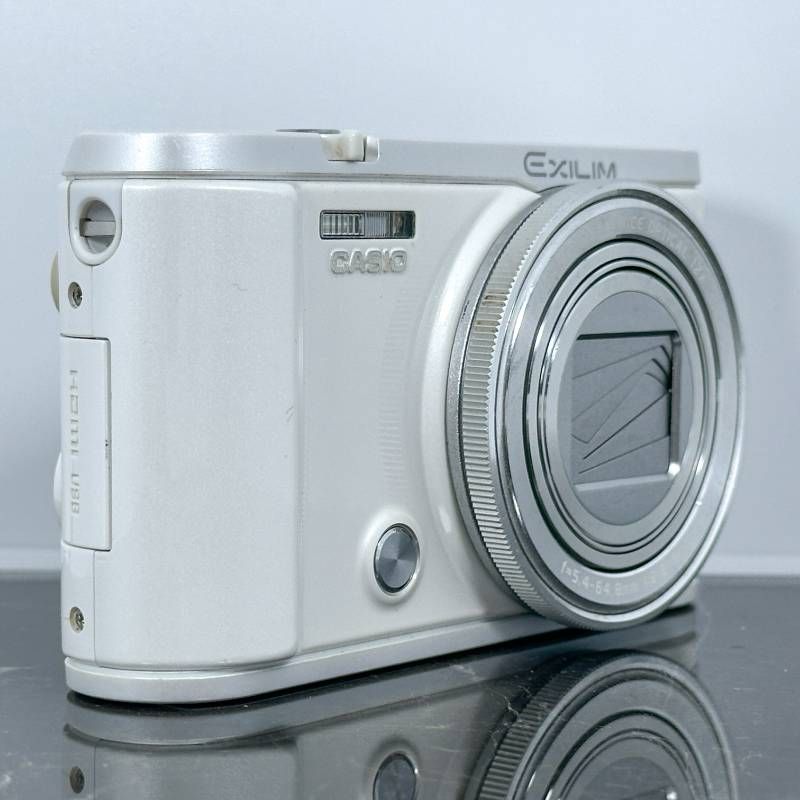 純正レザーケース付き】CASIO EXILIM EX-ZR3100 ホワイト コンパクト
