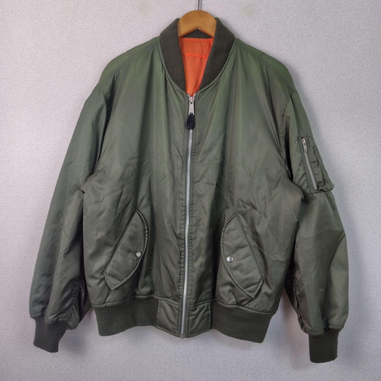 MA-1 フライトジャケット ミリタリー カーキ Lサイズ メンズ 古着 