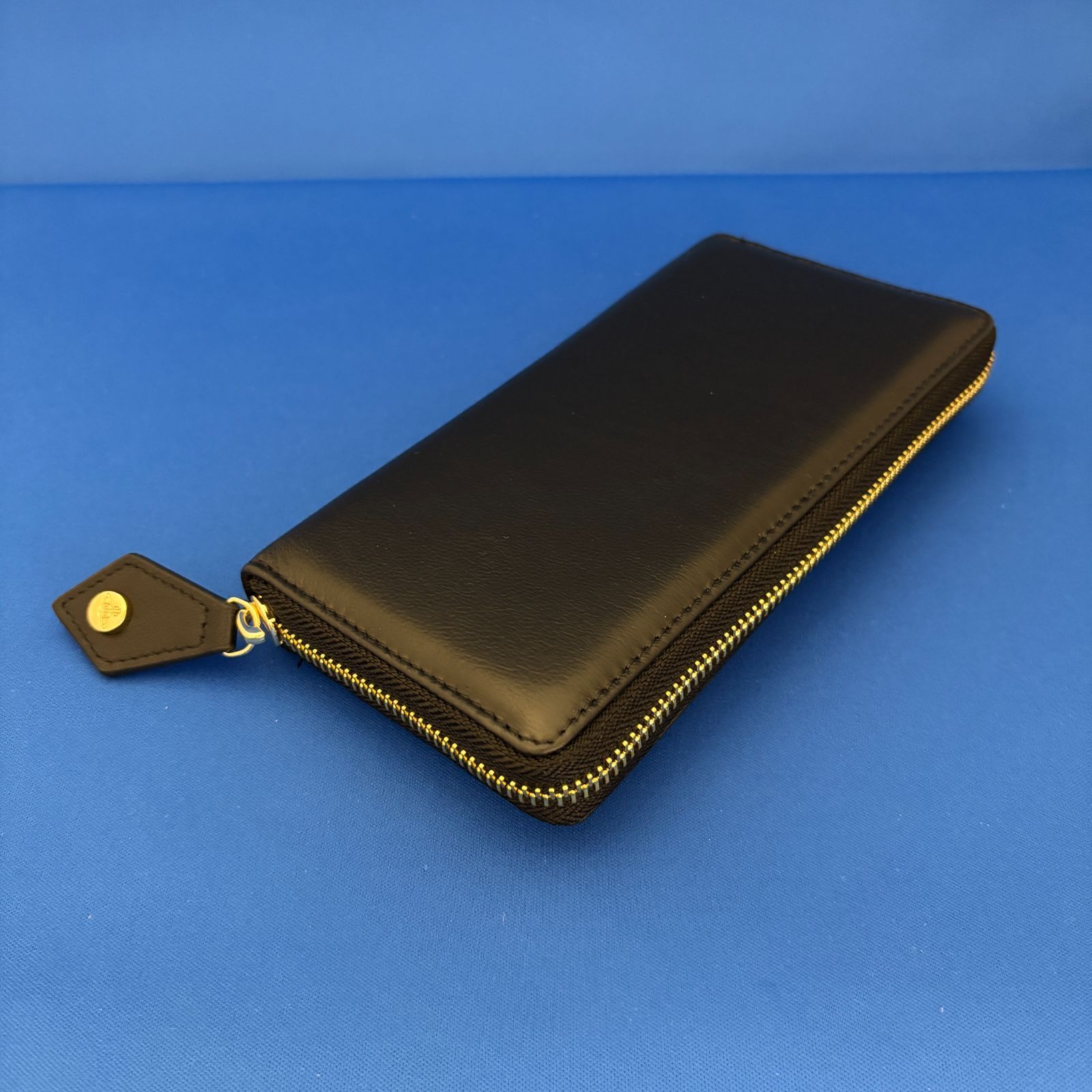 新品・正規品・お買い得！】ヴィヴィアンウエストウッド 長財布 BLACK 