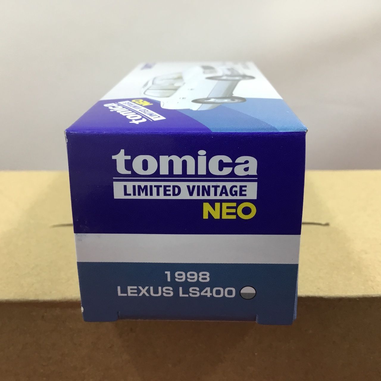 アジア限定 新品・未開封品 トミカ リミテッドヴィンテージ ネオ LEXUS