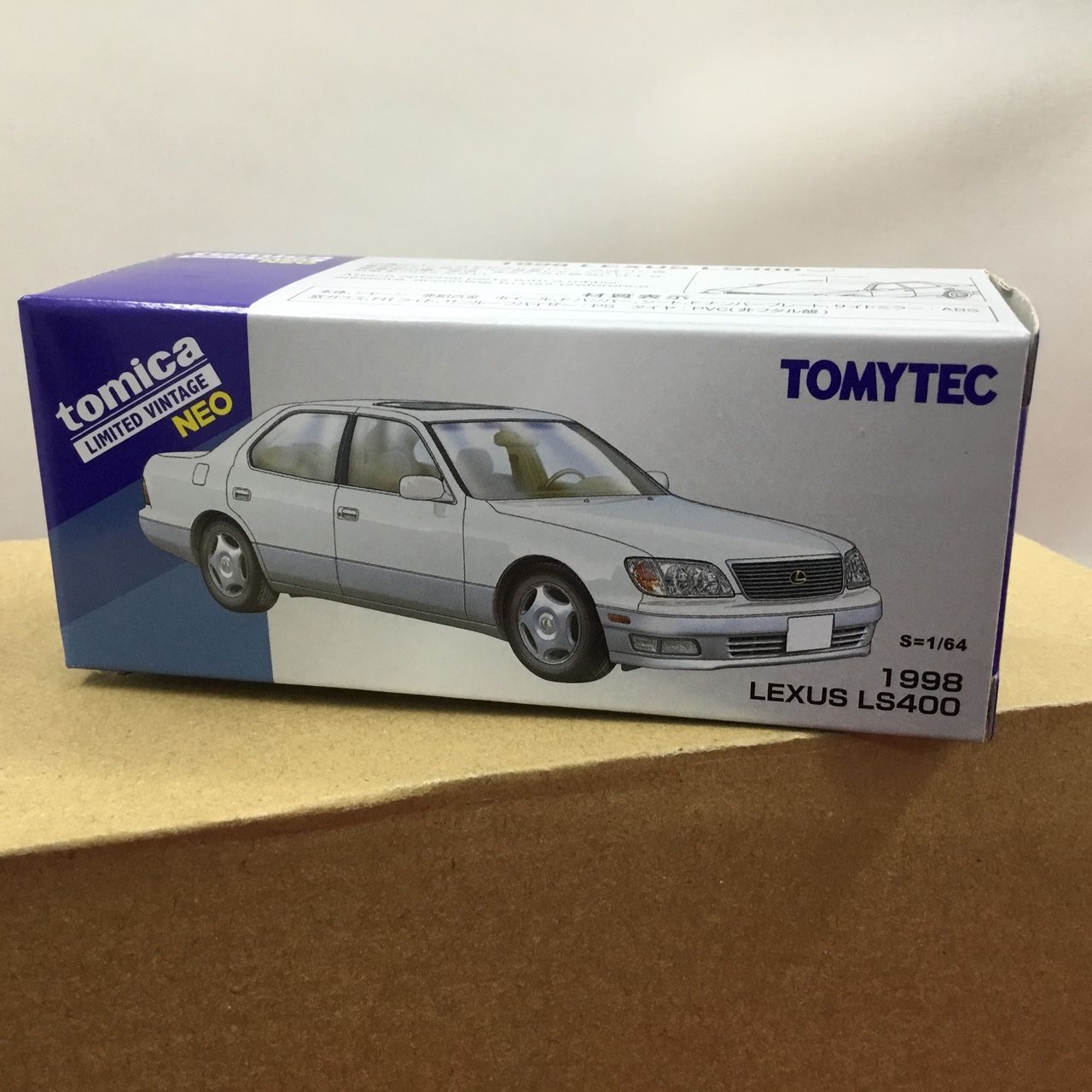 アジア限定 新品・未開封品 トミカ リミテッドヴィンテージ ネオ LEXUS