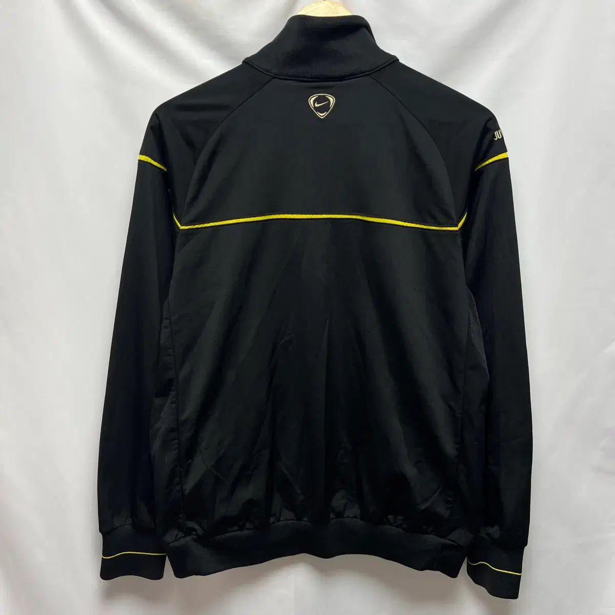 正規品⁄100 正規品/100 NIKE ユヴェントス 00s トレーナー ブラック 