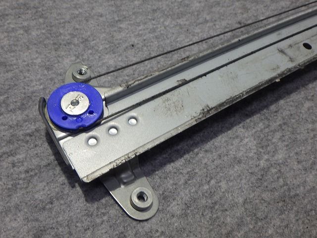 クロスロード 右フロントレギュレターモーター RT4 72210-SYP-J51