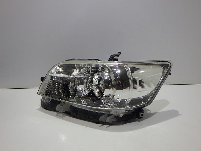 車 ルミオン 左ヘッドライト HID NZE ZRE 151/152 12-540 S 81185 