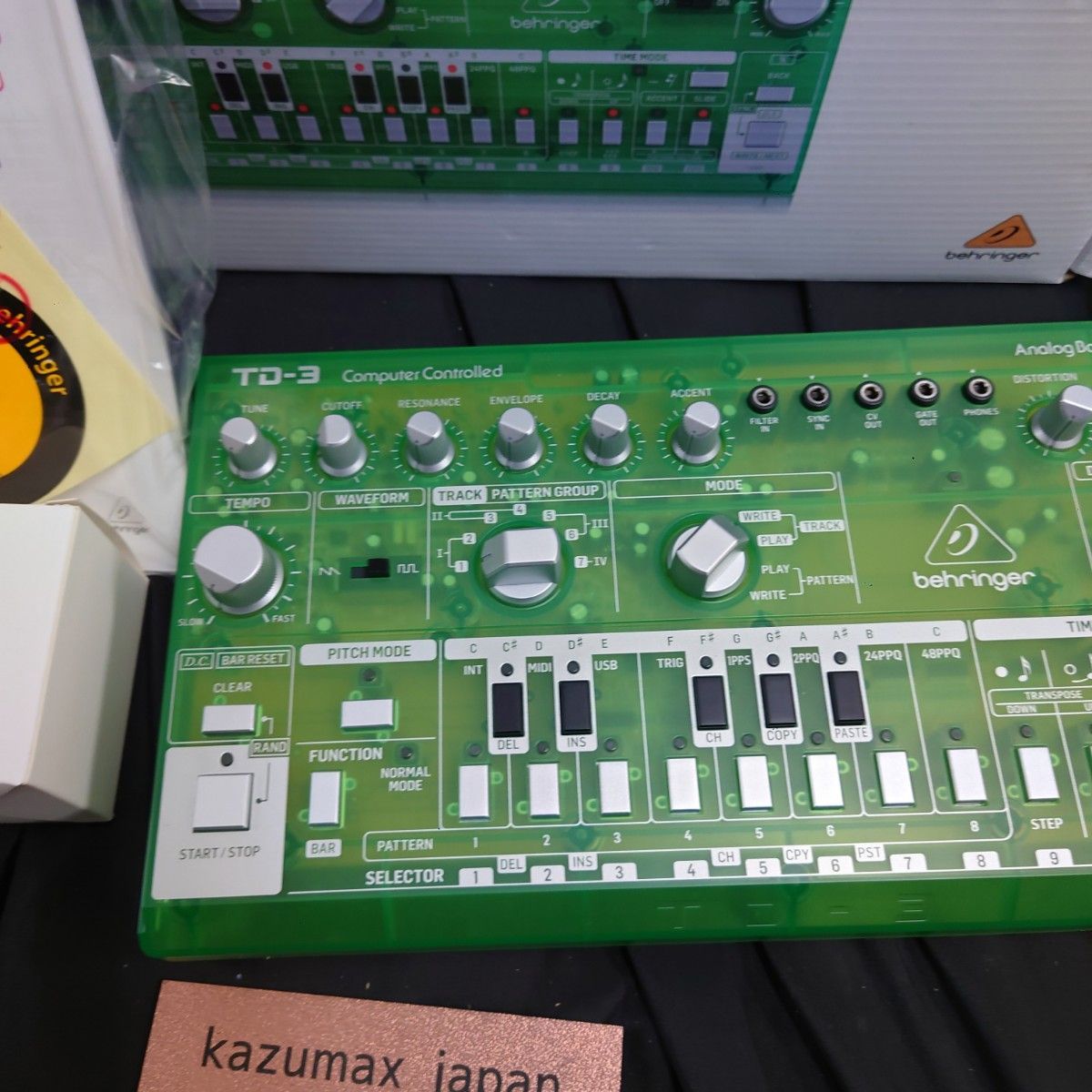Behringer TD-3 Analog Bass Line Synthesizer 動作品 箱付属 TB-303