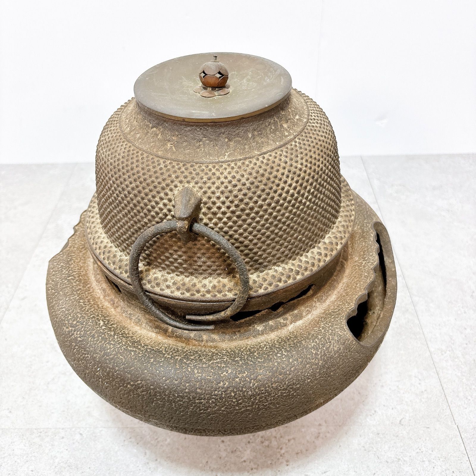茶釜 風炉釜 風炉 茶道具 鉄製 茶道 炉釜 釜環付 蓋付 五徳不要 炉壇